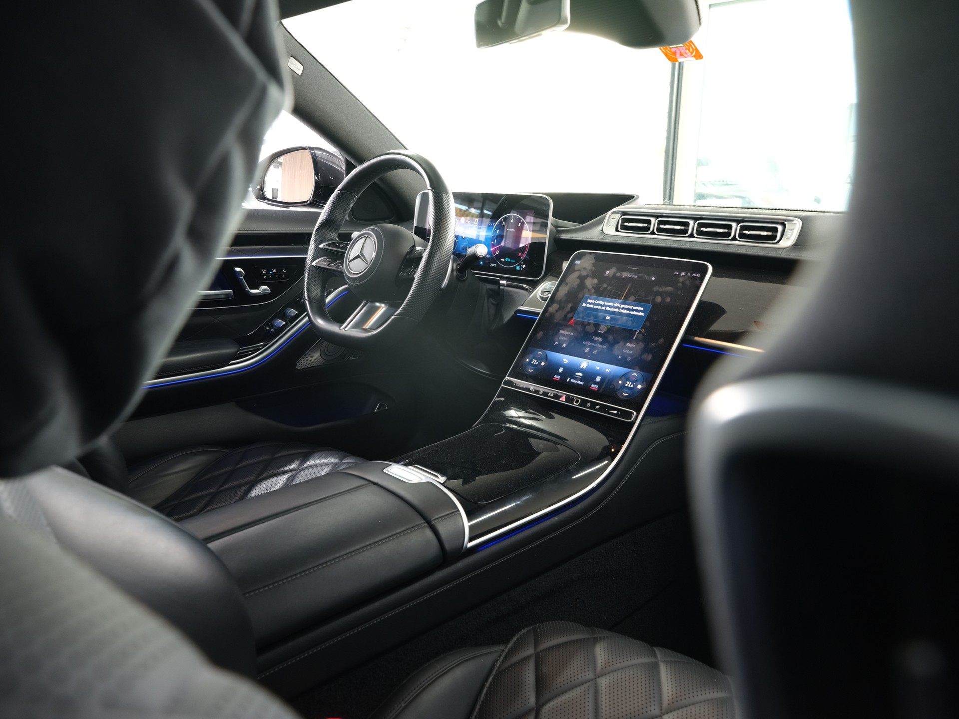 MERCEDES-BENZ S 500 4Matic AMG Line 9G-Tronic *Burmester* *360 Kamera* *Designo*-image-31