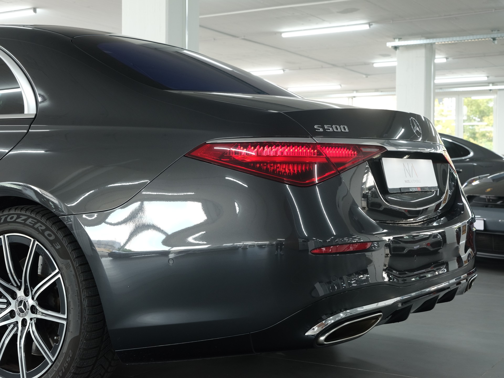 MERCEDES-BENZ S 500 4Matic AMG Line 9G-Tronic *Burmester* *360 Kamera* *Designo*-image-15