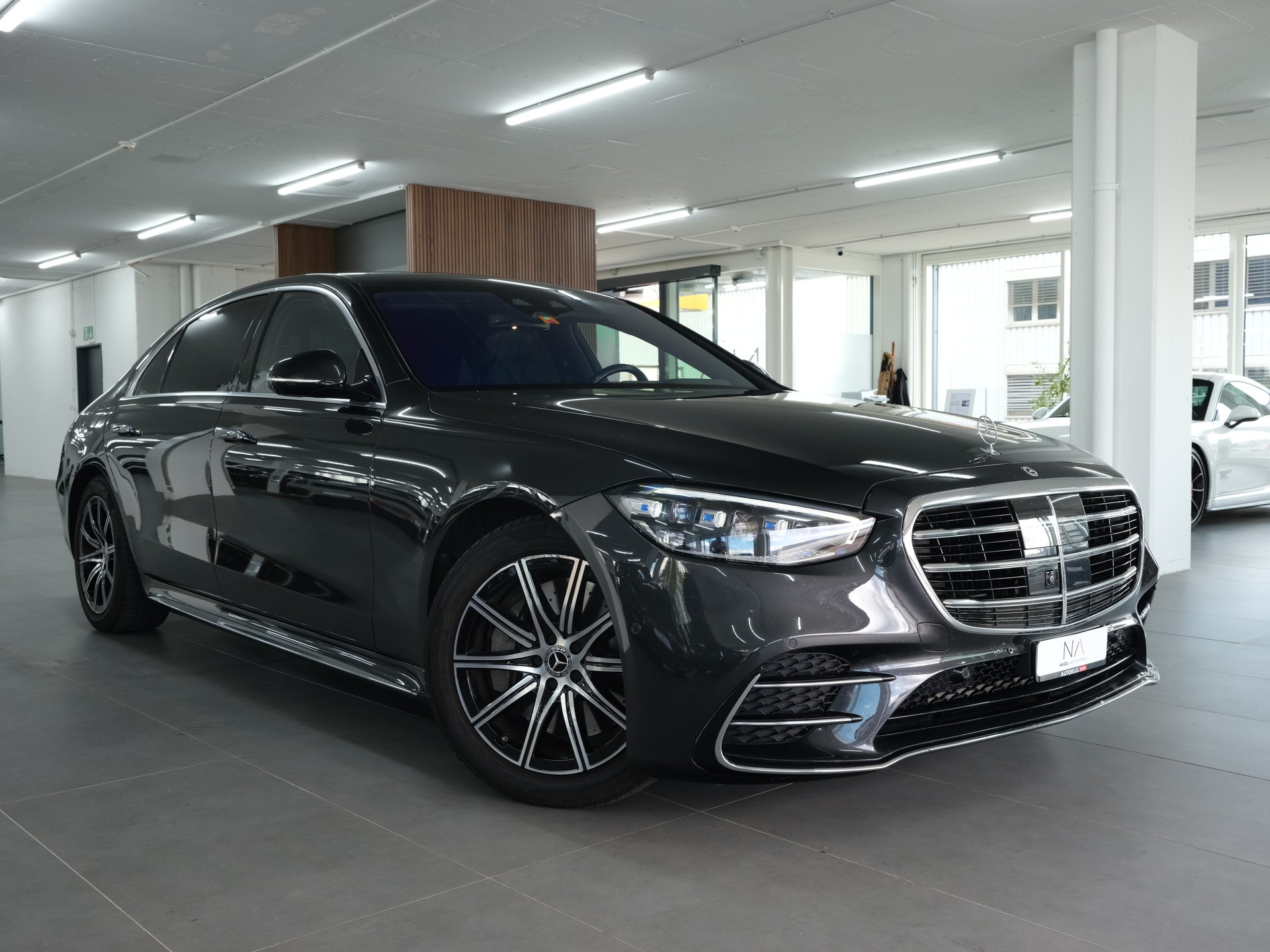 MERCEDES-BENZ S 500 4Matic AMG Line 9G-Tronic *Burmester* *360 Kamera* *Designo*-image-0