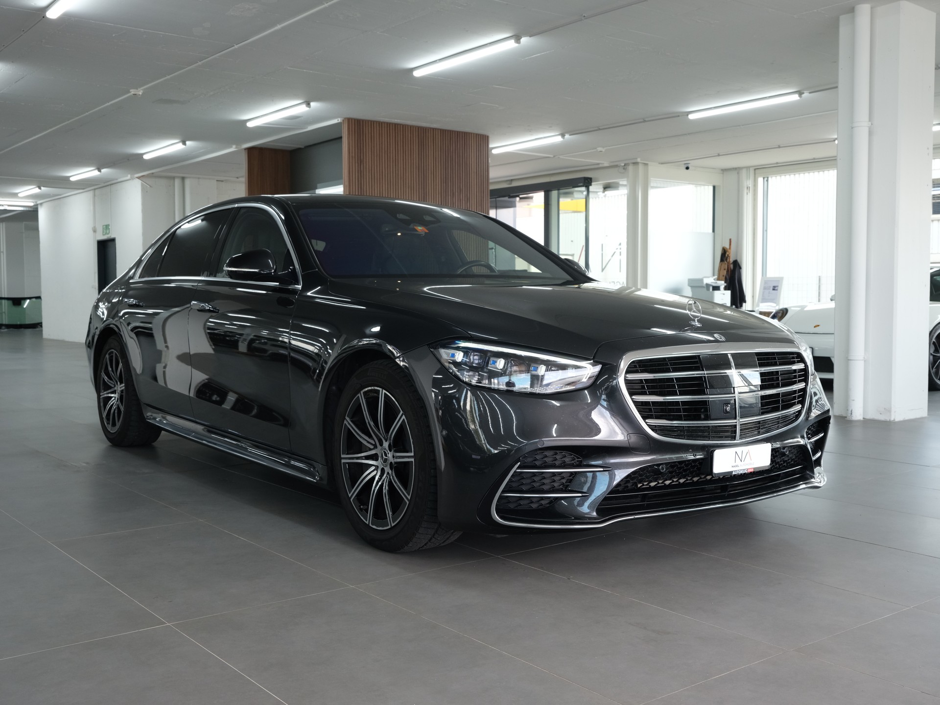 MERCEDES-BENZ S 500 4Matic AMG Line 9G-Tronic *Burmester* *360 Kamera* *Designo*-image-1