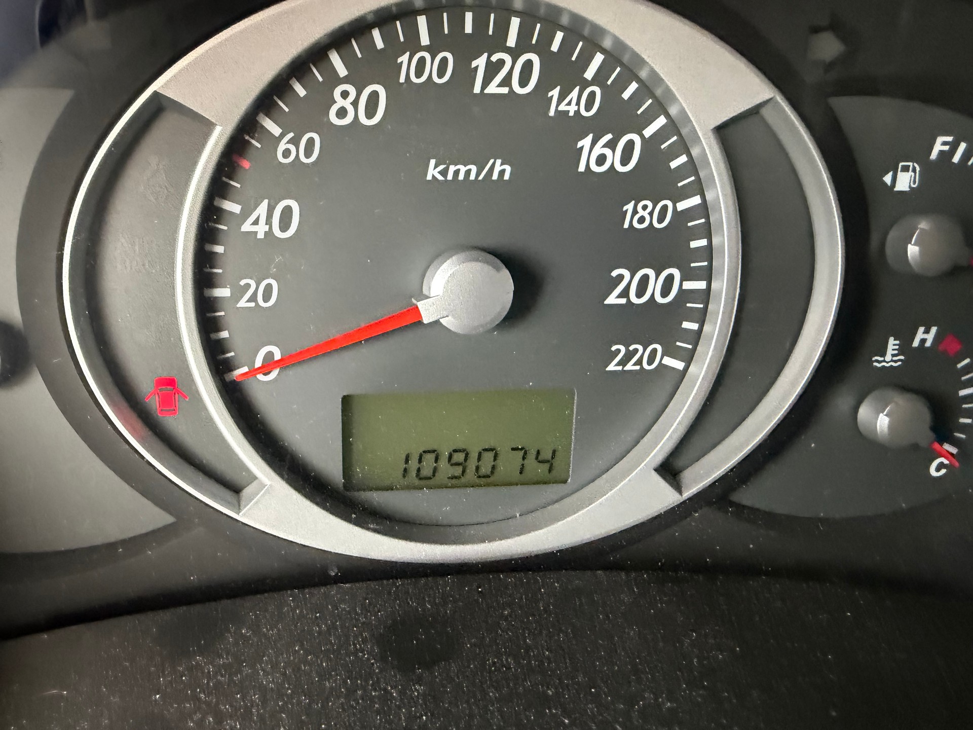 HYUNDAI Tucson 2.7 V6 Premium 4WD-image-16