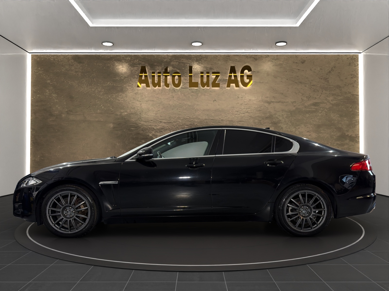 JAGUAR XF 3.0 V6 S/C 4x4-image-5
