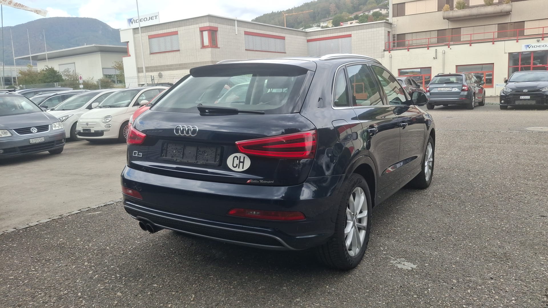 AUDI Q3 2.0 TDI quattro S-tronic-image-7