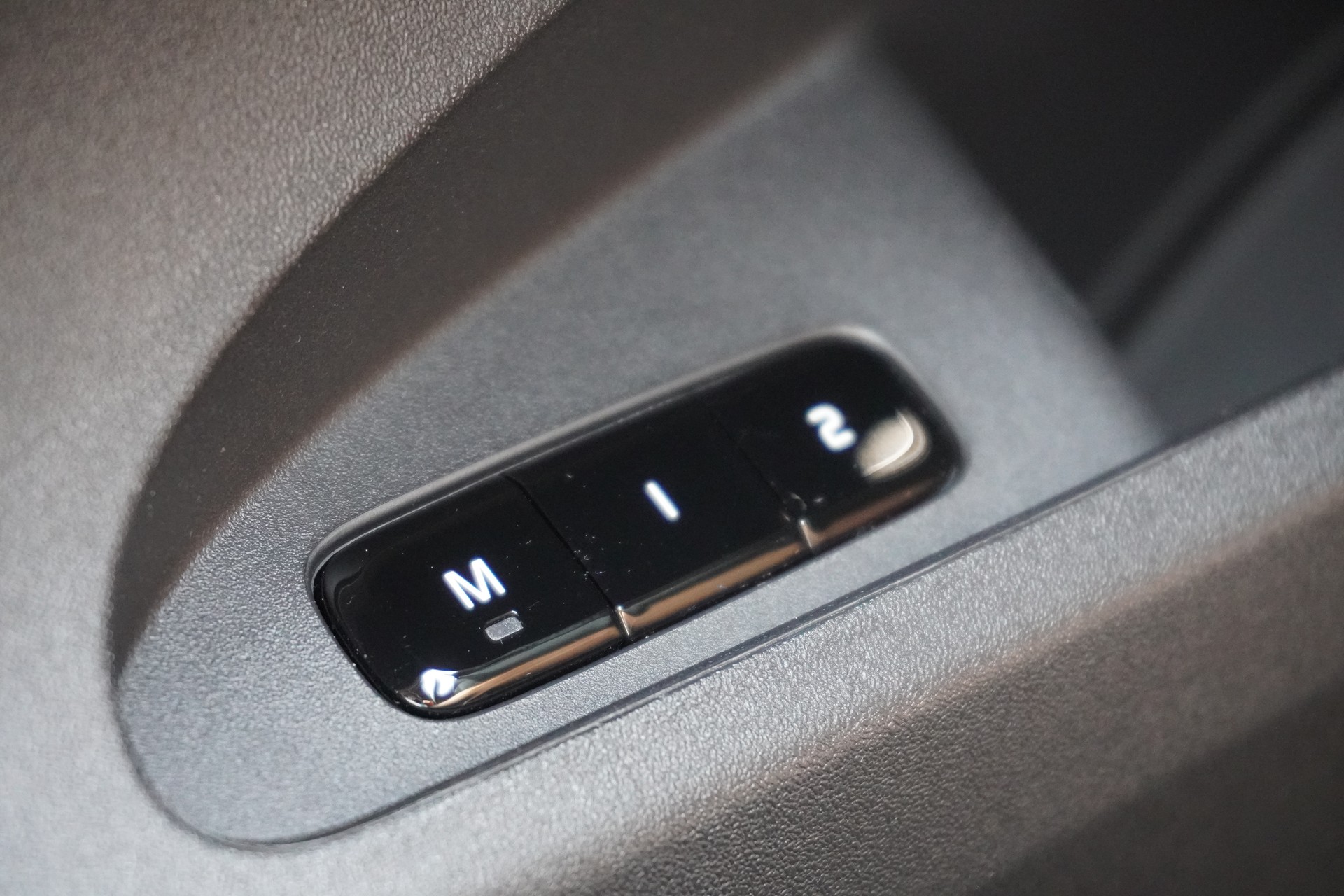 POLESTAR Polestar 2 Long Range Single Plus Pack 82kWh-image-33