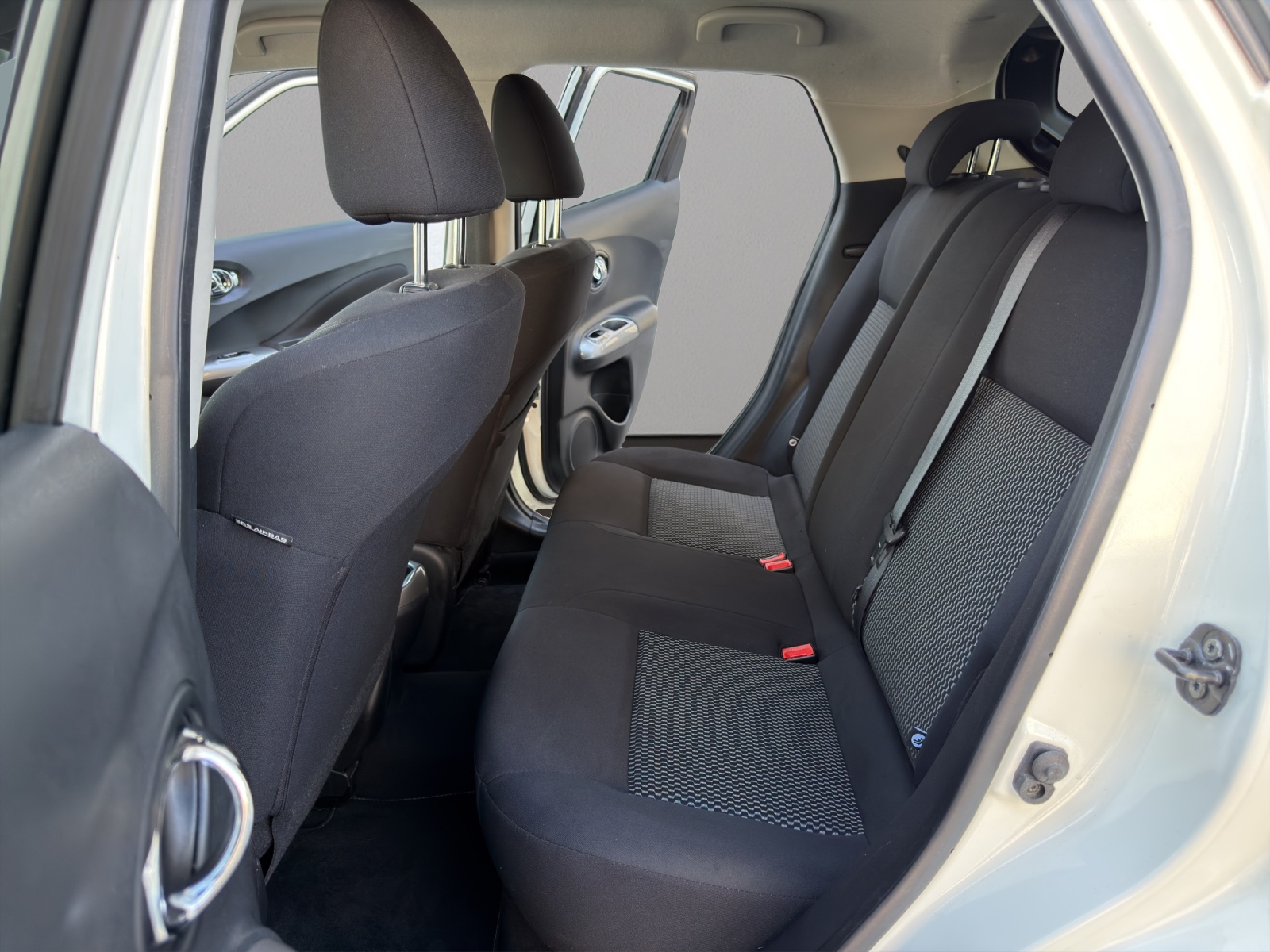 NISSAN Juke 1.6 tekna Xtronic CVT-image-12