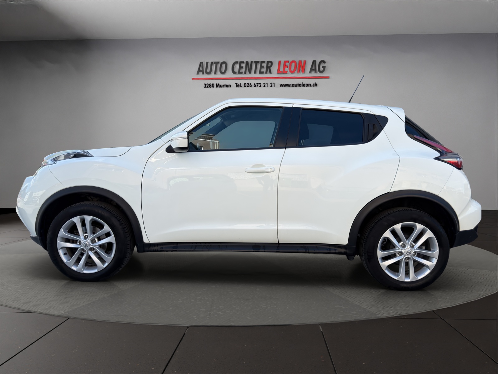 NISSAN Juke 1.6 tekna Xtronic CVT-image-2