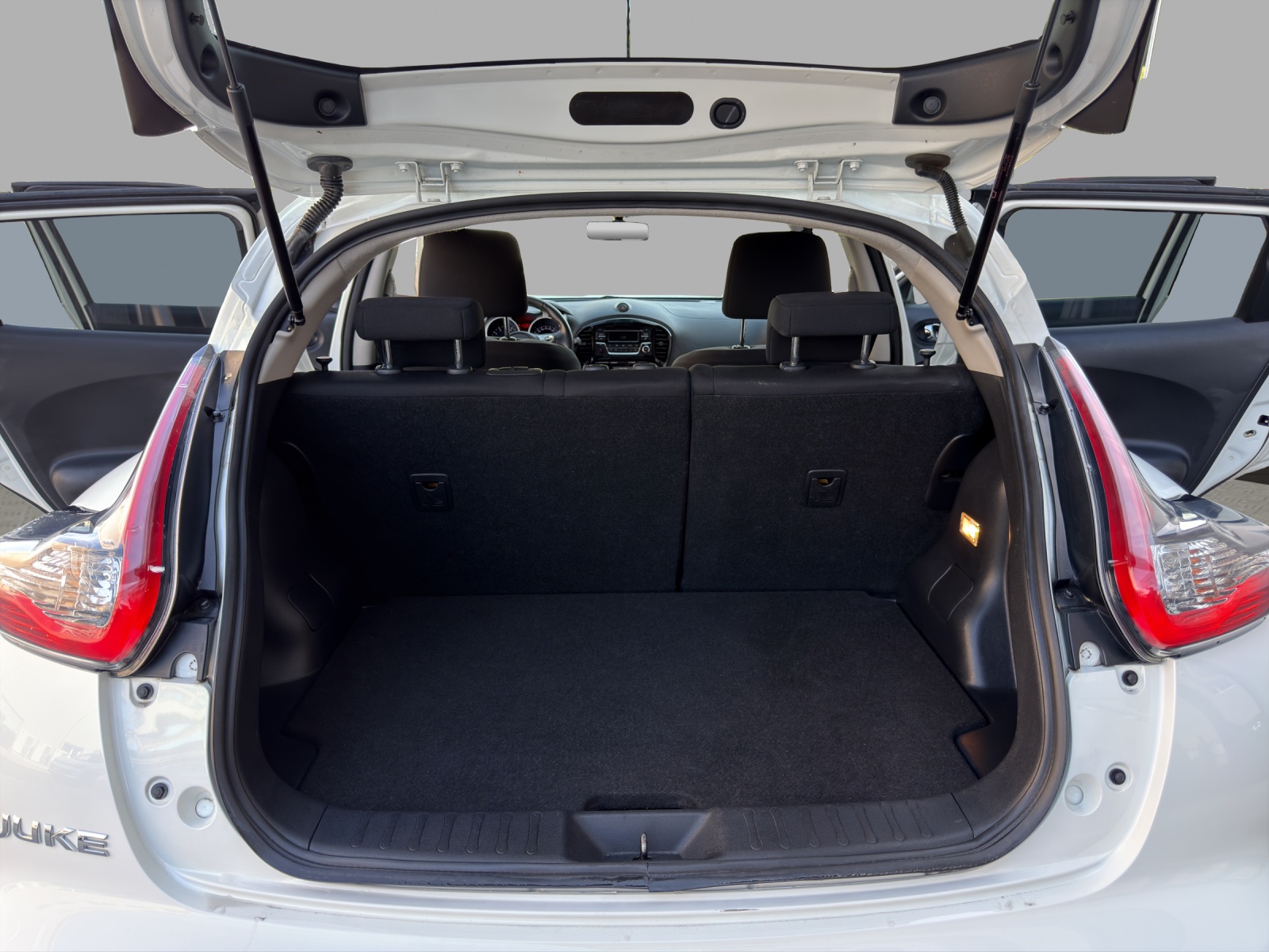 NISSAN Juke 1.6 tekna Xtronic CVT-image-18