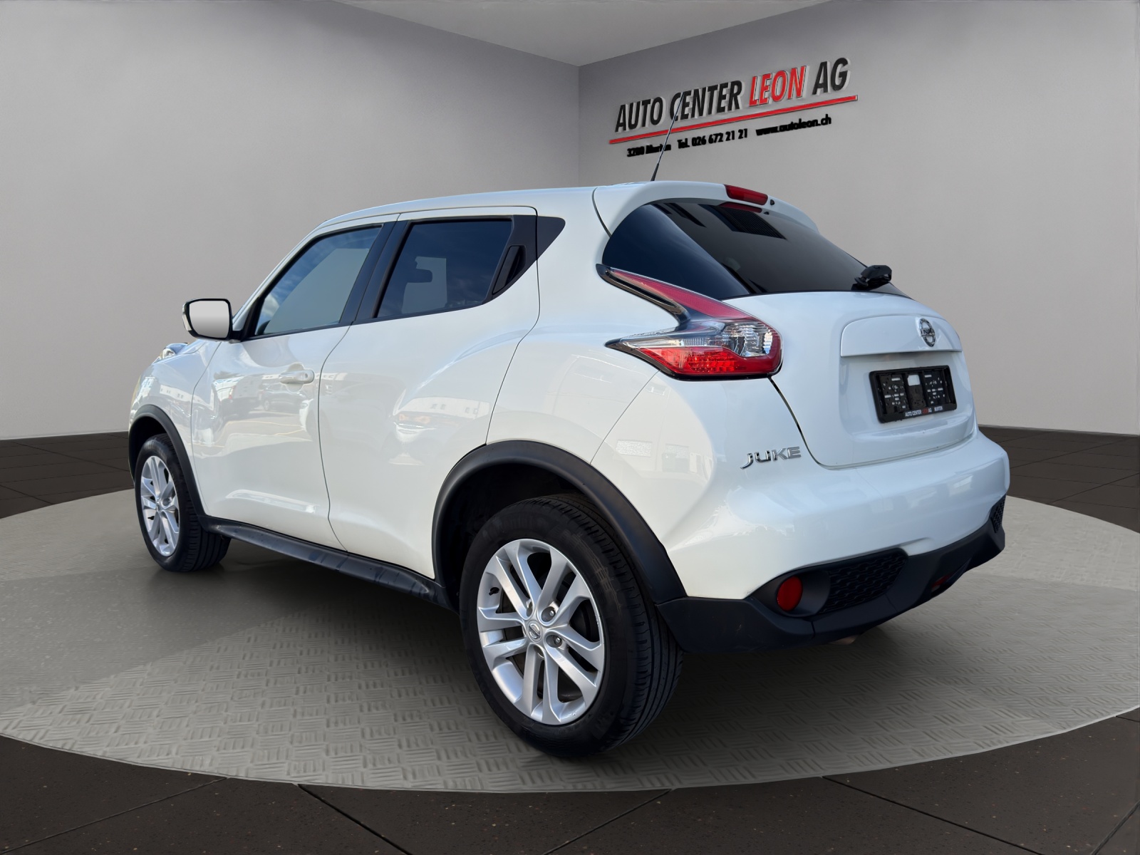 NISSAN Juke 1.6 tekna Xtronic CVT-image-3