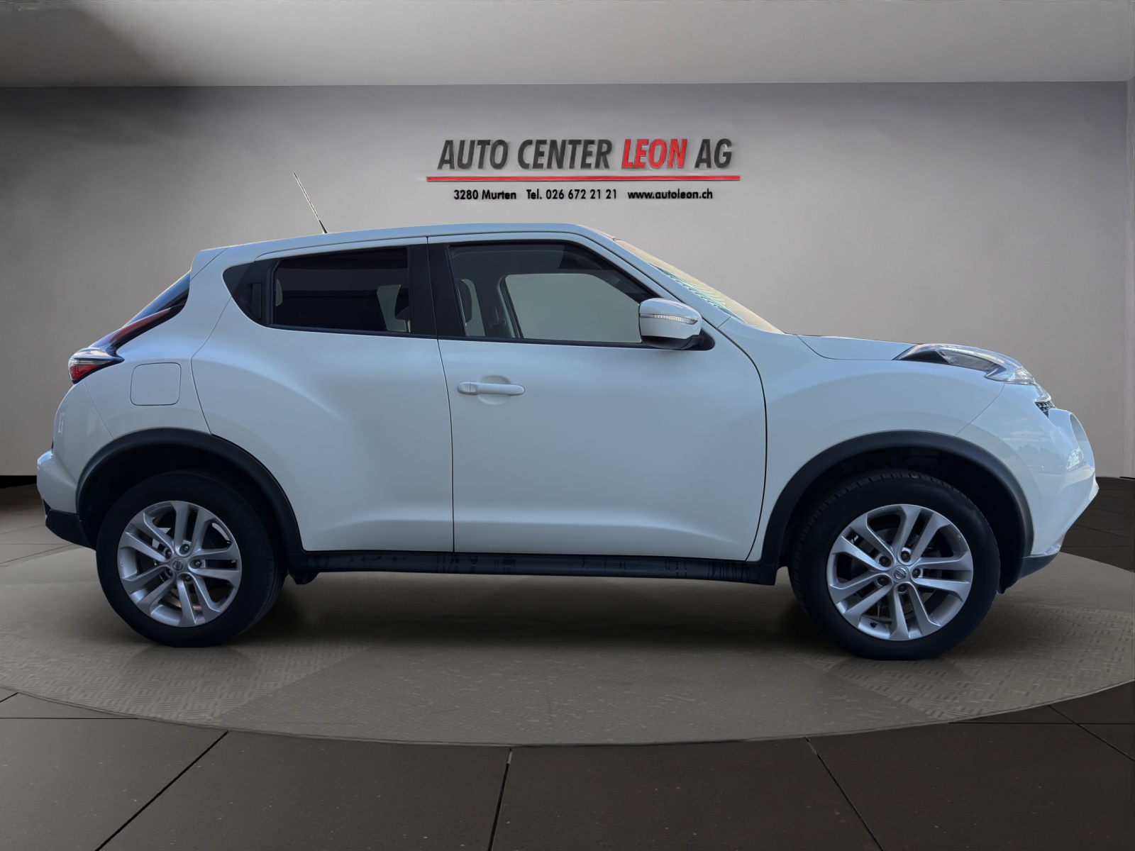 NISSAN Juke 1.6 tekna Xtronic CVT-image-6