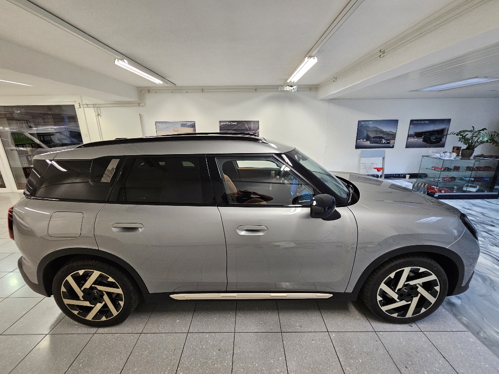 MINI Countryman E-showroom-element-3