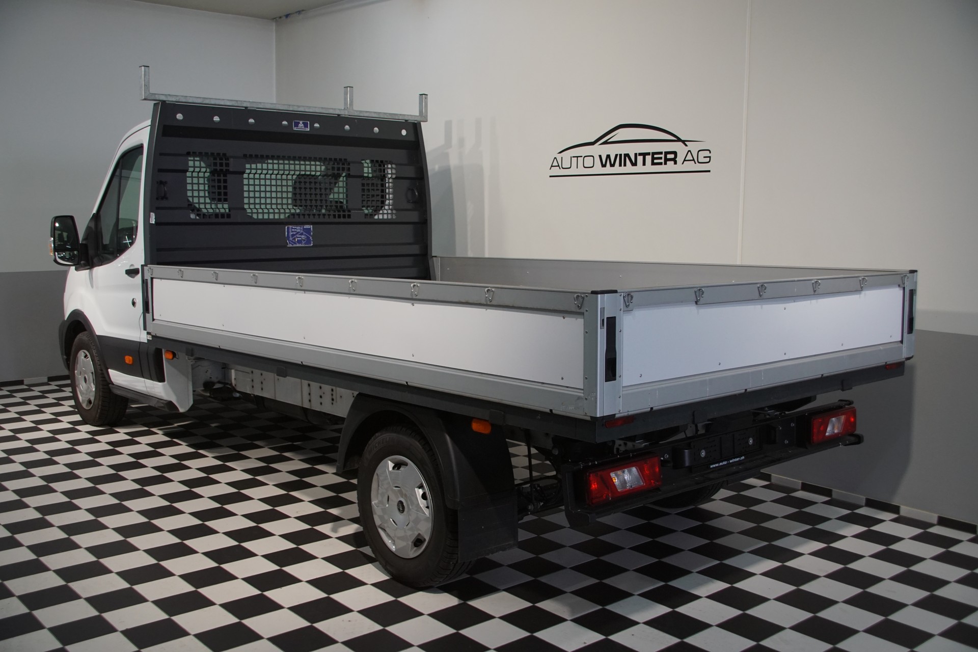 FORD Transit 350 L3 Trend 2.0 TDCi 130 FWD-image-8