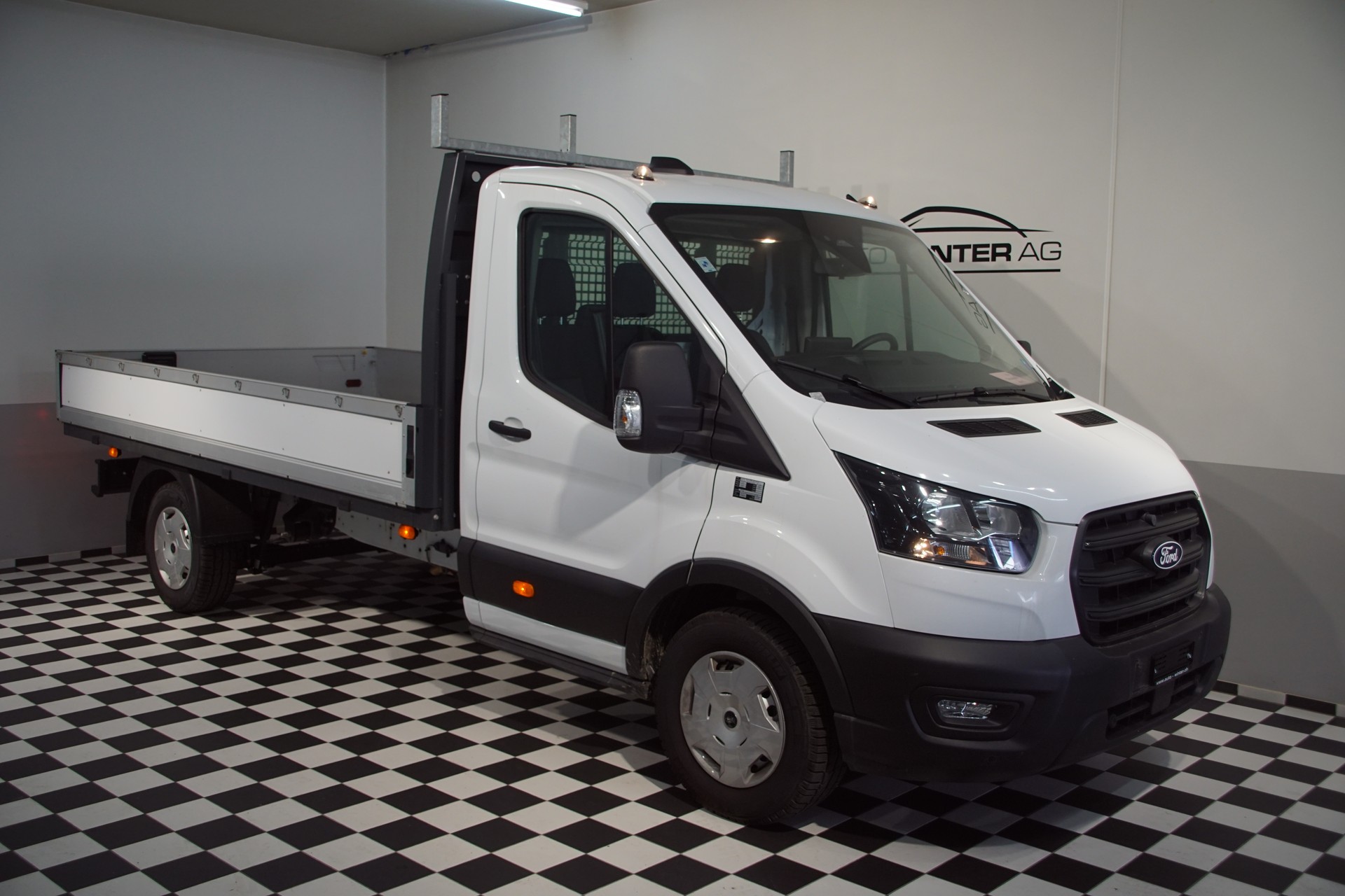 FORD Transit 350 L3 Trend 2.0 TDCi 130 FWD-image-2