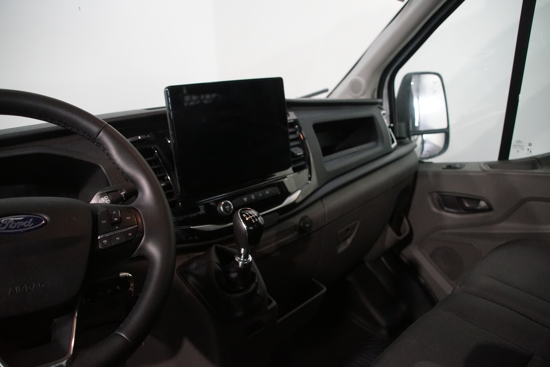 FORD Transit 350 L3 Trend 2.0 TDCi 130 FWD-image-15