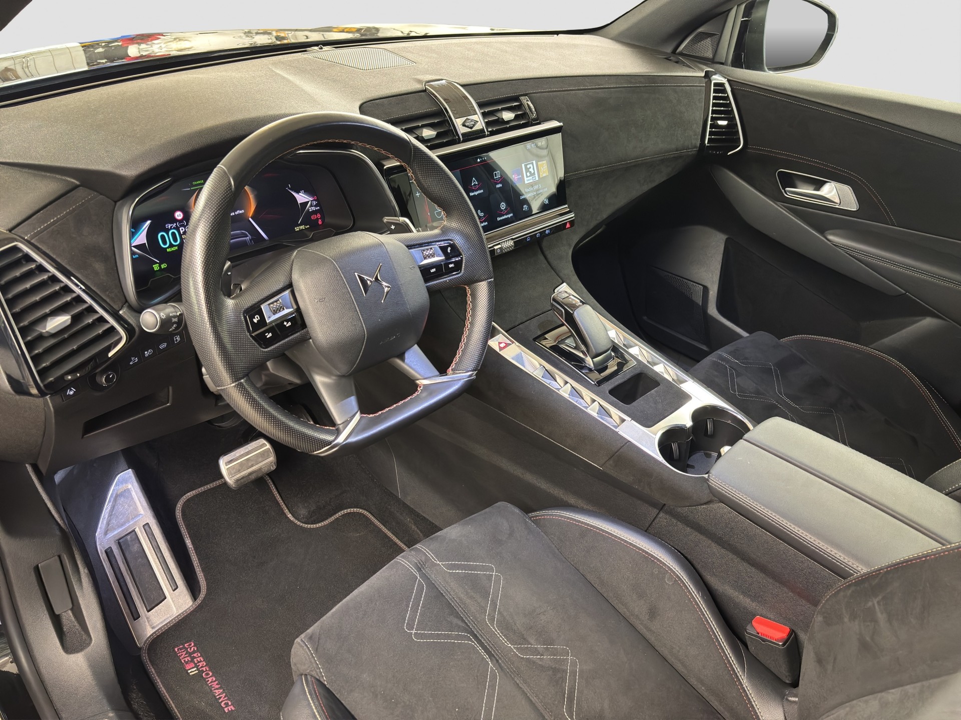 DS AUTOMOBILES DS 7 Crossback E-Tense 300 4x4 Ligne Noire-image-11