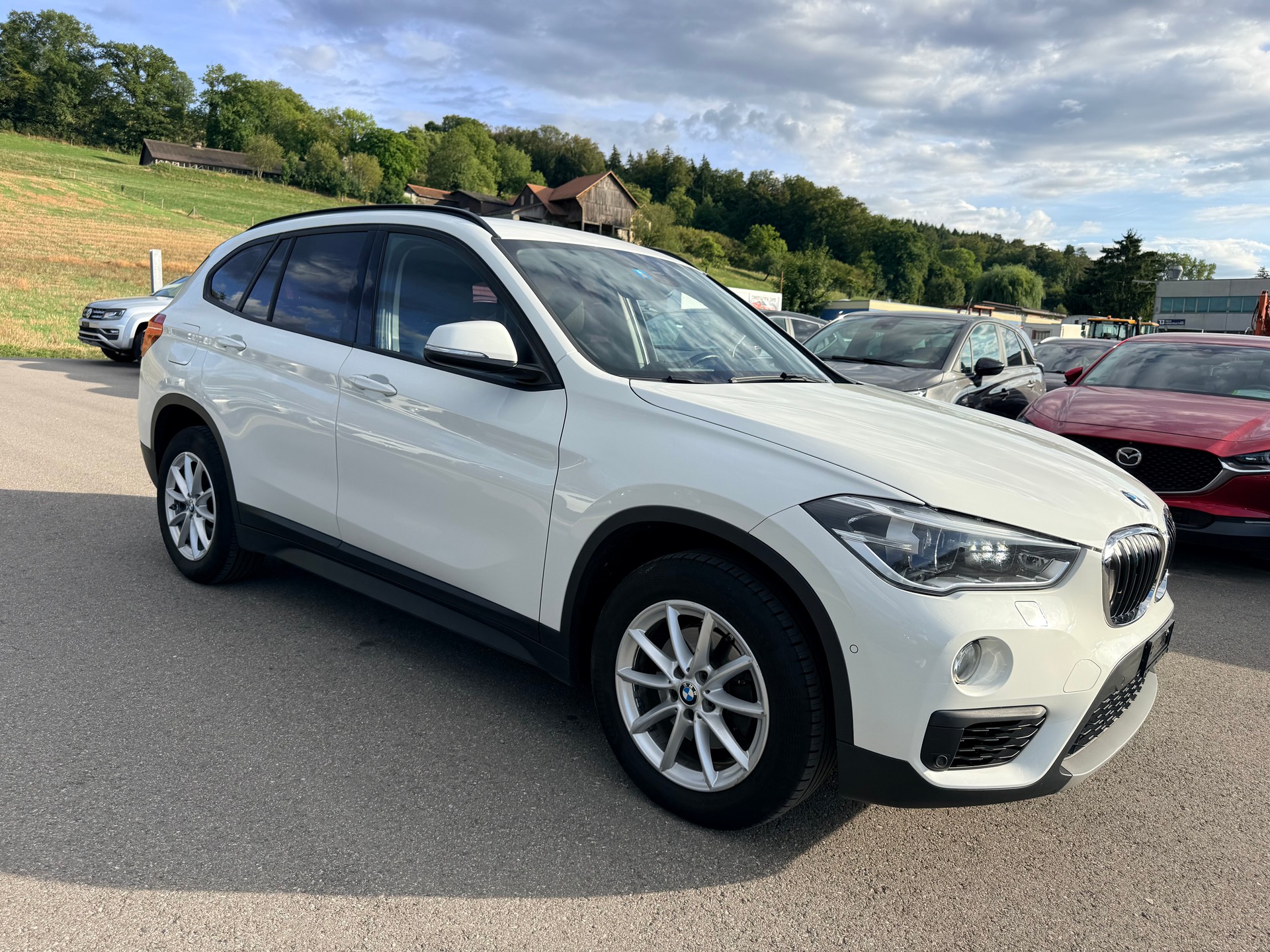 BMW X1 xDrive 18d xLine Steptronic-image-0
