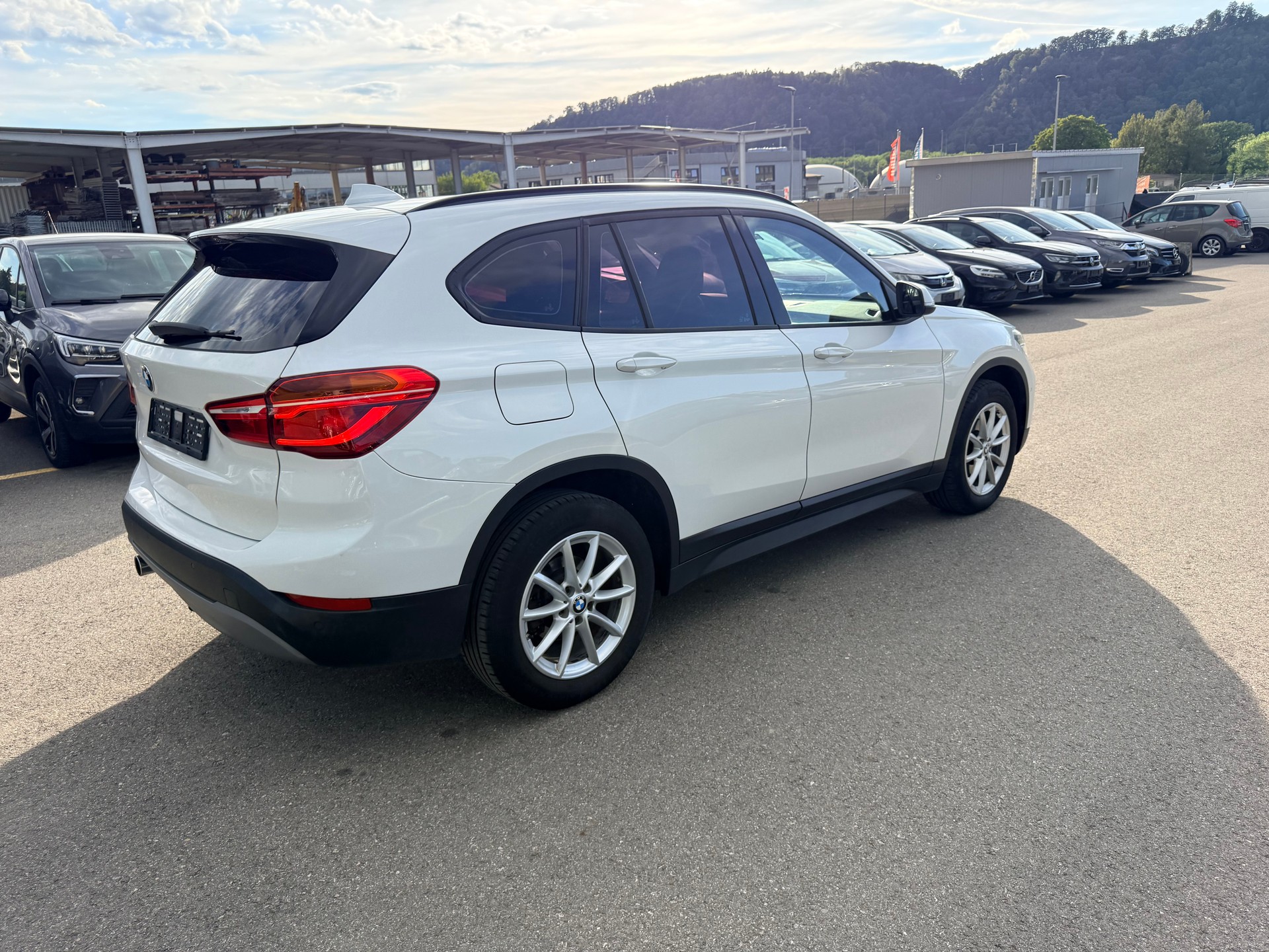 BMW X1 xDrive 18d xLine Steptronic-image-6