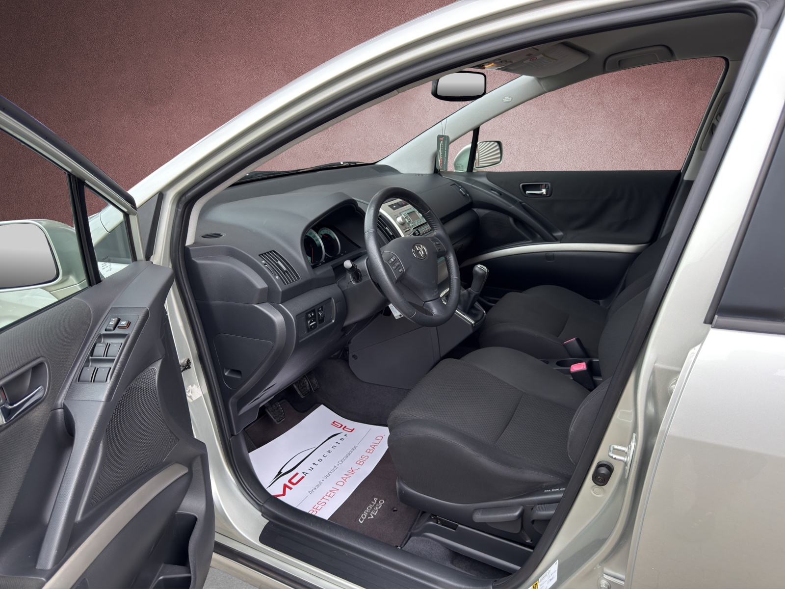 TOYOTA Corolla Verso 1.8 Linea Luna-image-5
