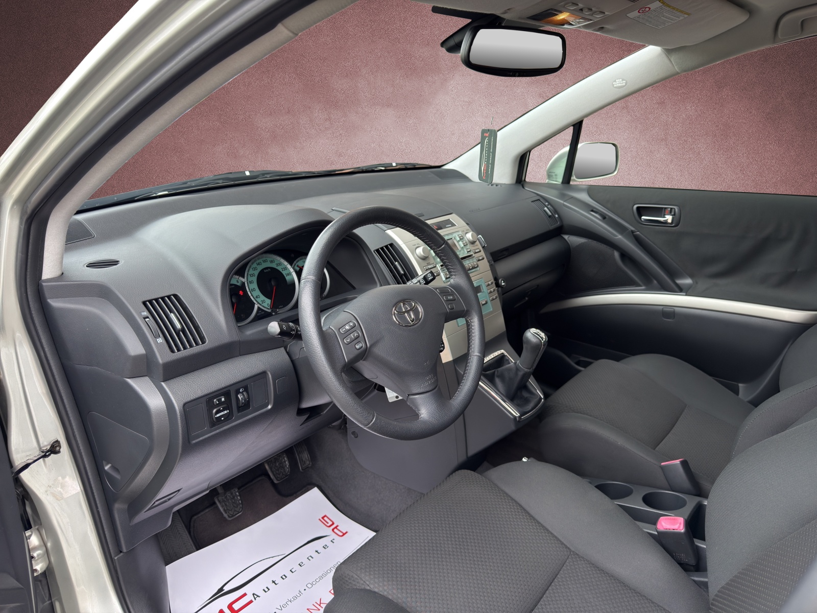 TOYOTA Corolla Verso 1.8 Linea Luna-image-6