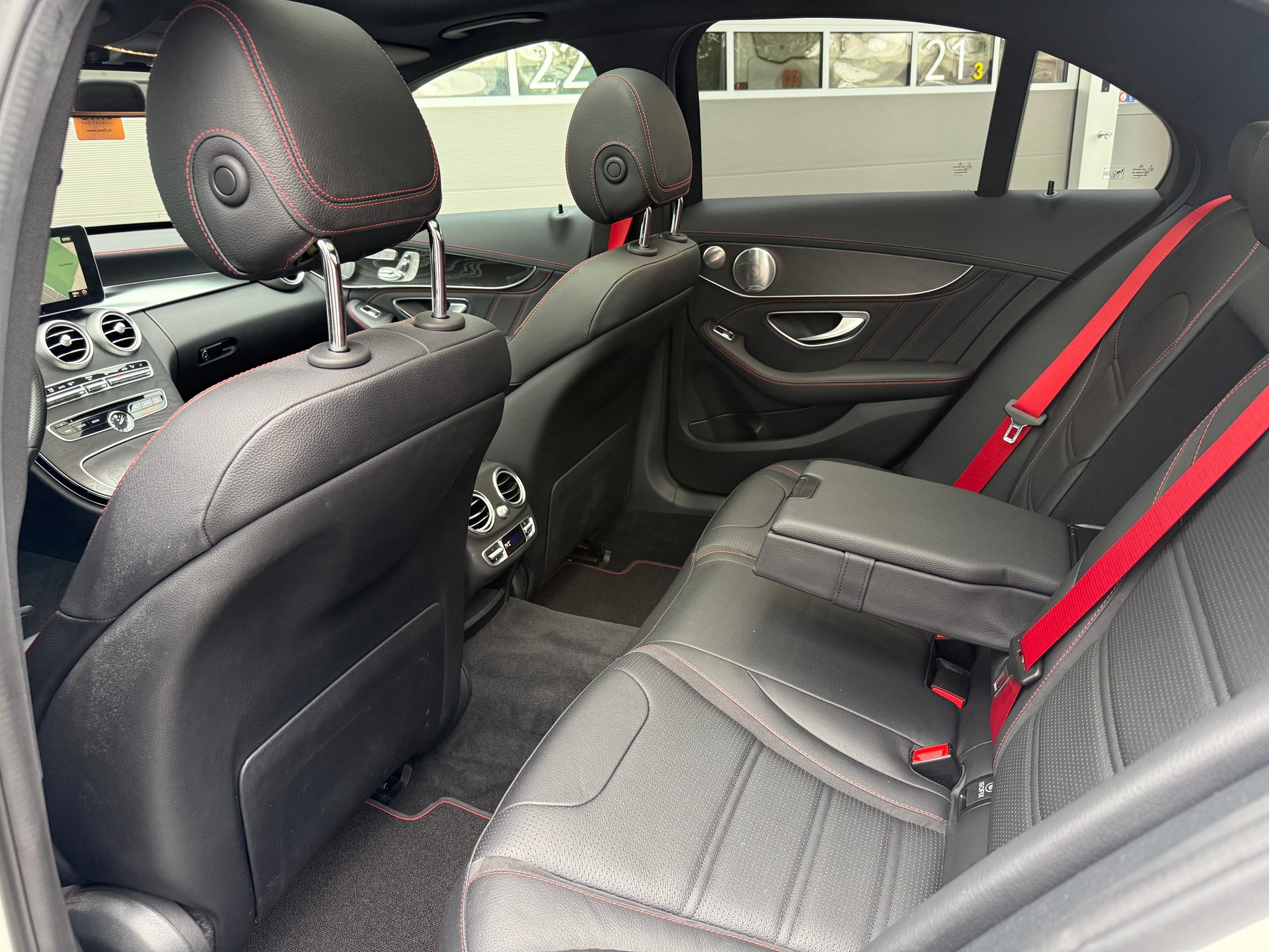 MERCEDES-BENZ C 450 AMG 4Matic 7G-Tronic-image-10