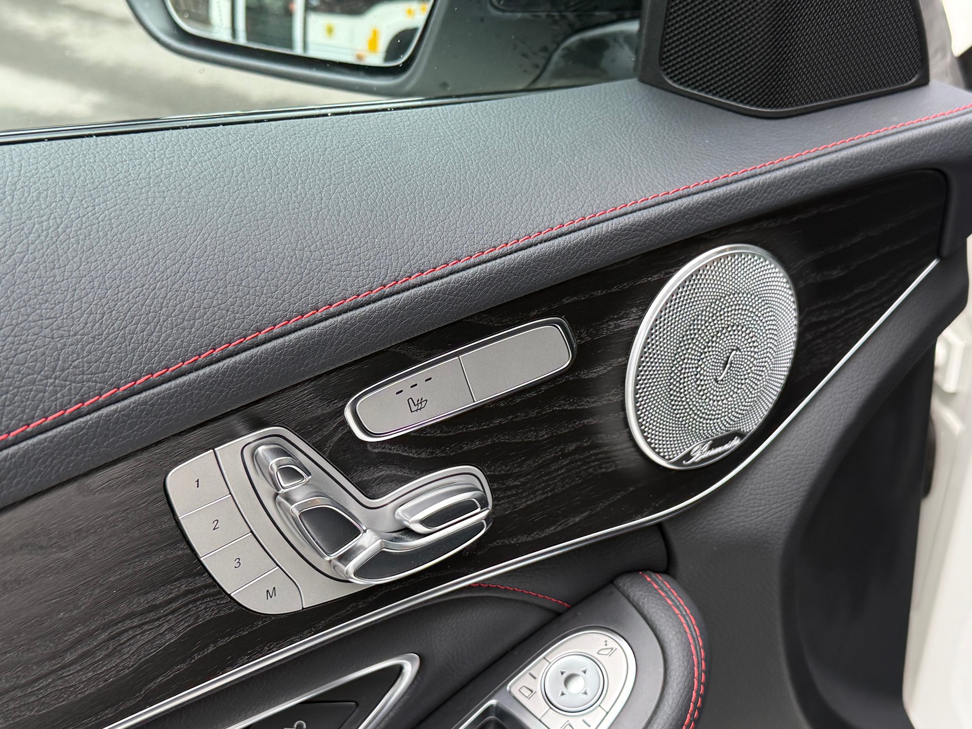 MERCEDES-BENZ C 450 AMG 4Matic 7G-Tronic-image-8