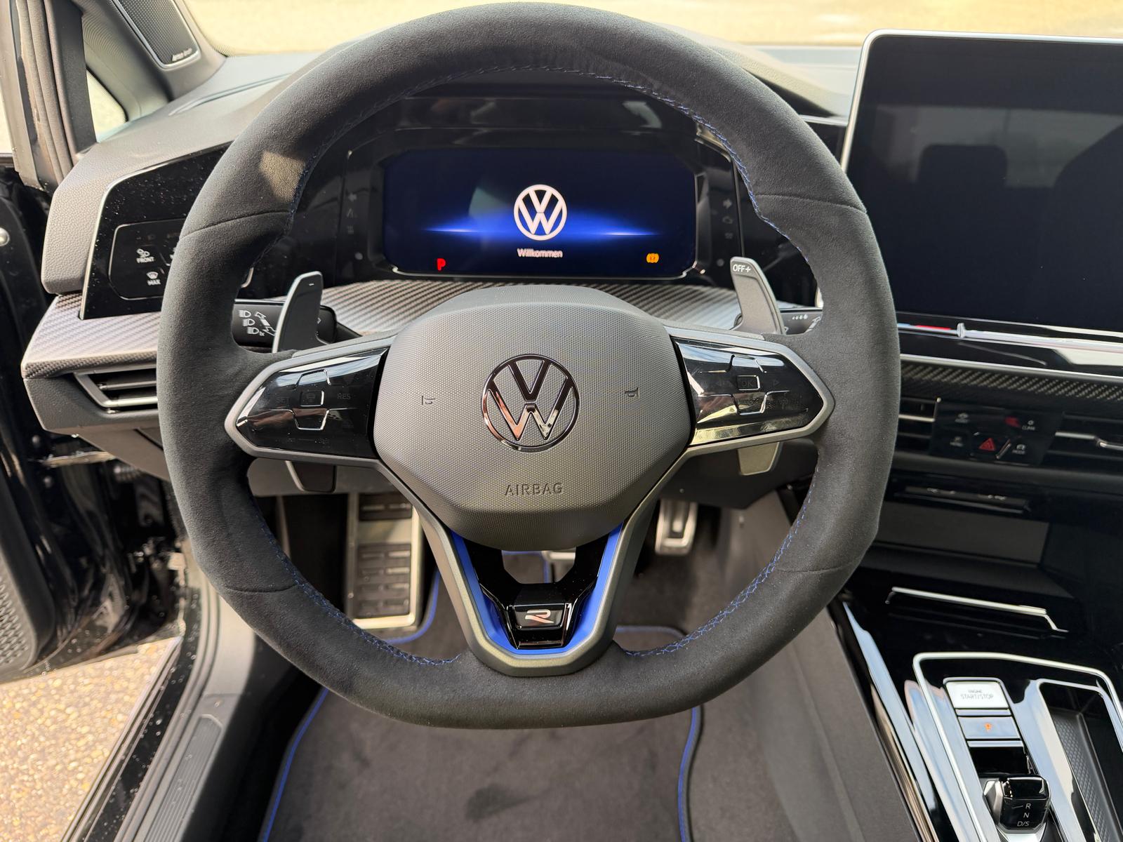 VW Golf 2.0 TSI R DSG 4 Motion-image-15