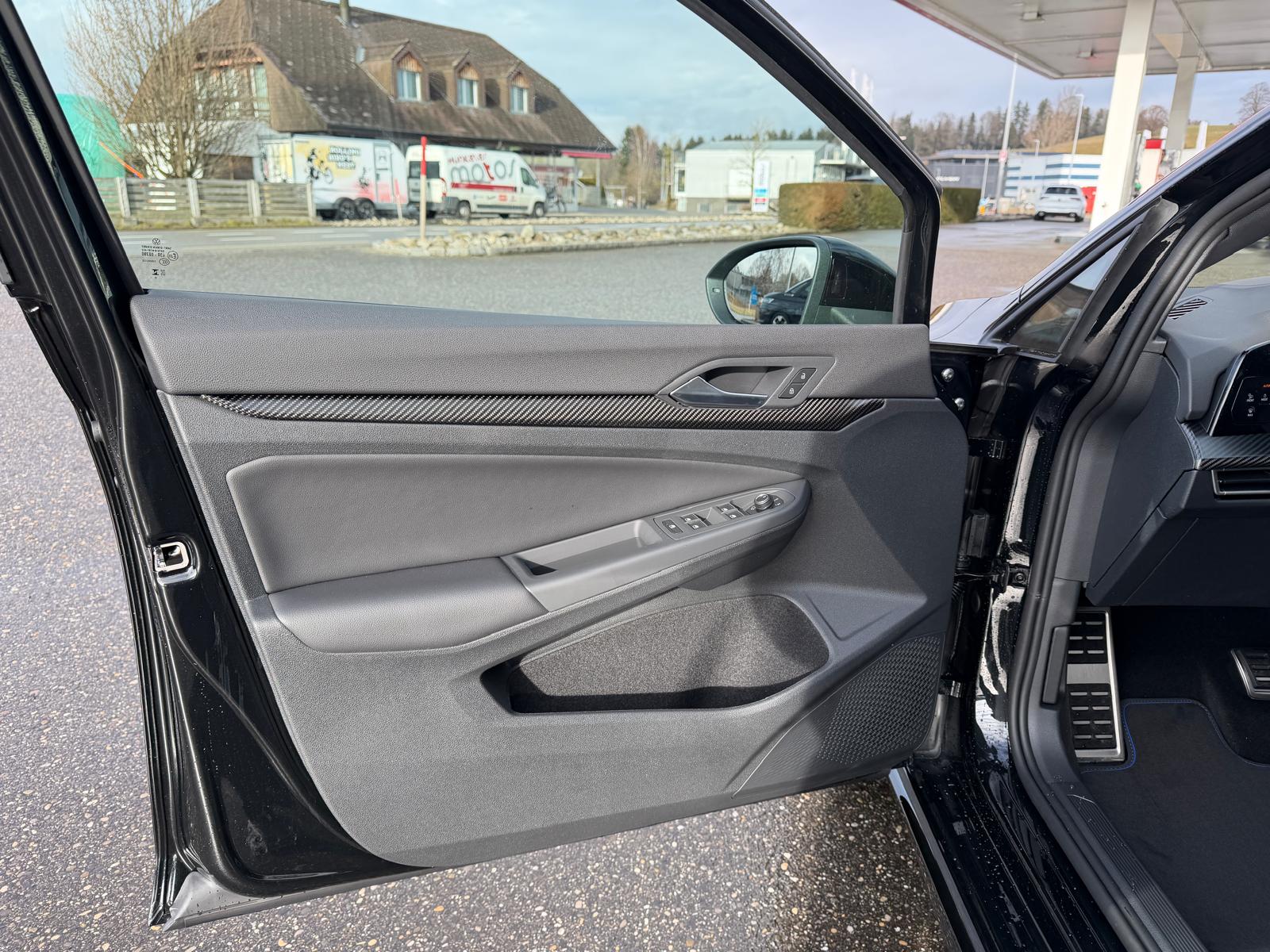 VW Golf 2.0 TSI R DSG 4 Motion-image-11