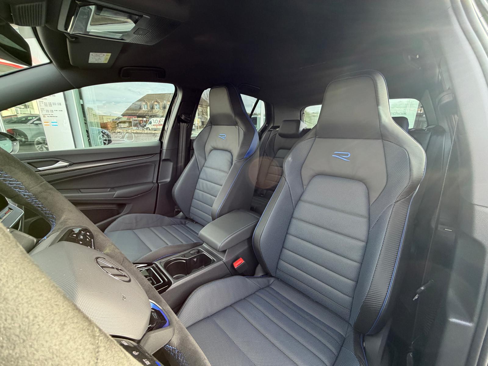 VW Golf 2.0 TSI R DSG 4 Motion-image-10