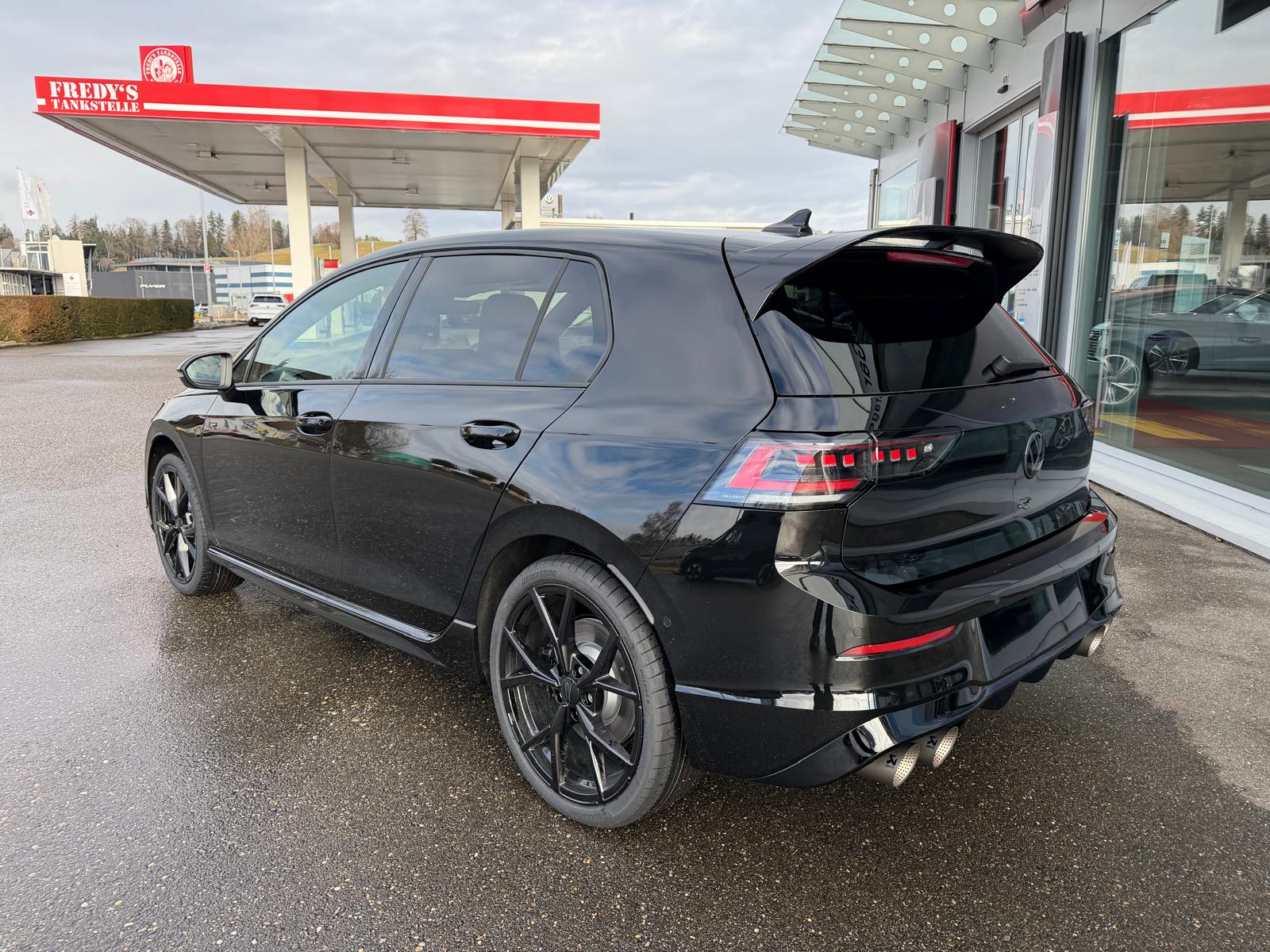 VW Golf 2.0 TSI R DSG 4 Motion-showroom-element-2