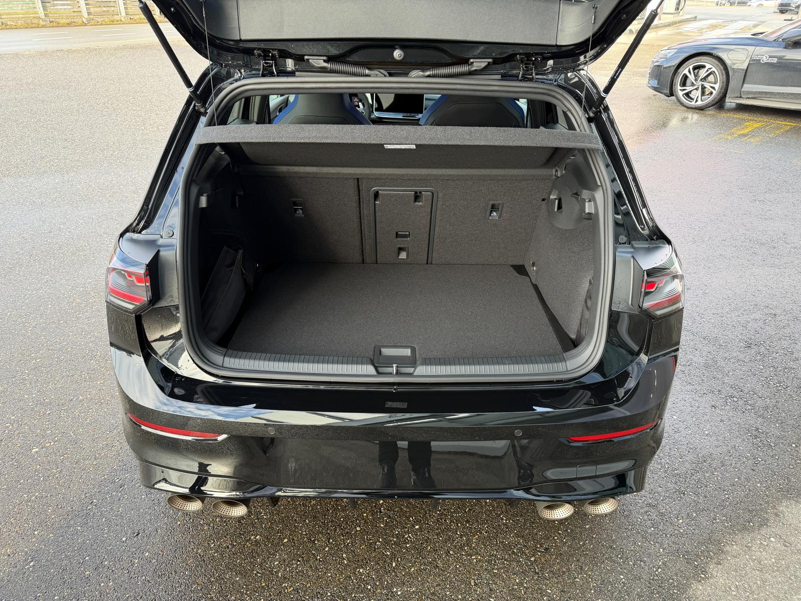 VW Golf 2.0 TSI R DSG 4 Motion-image-25