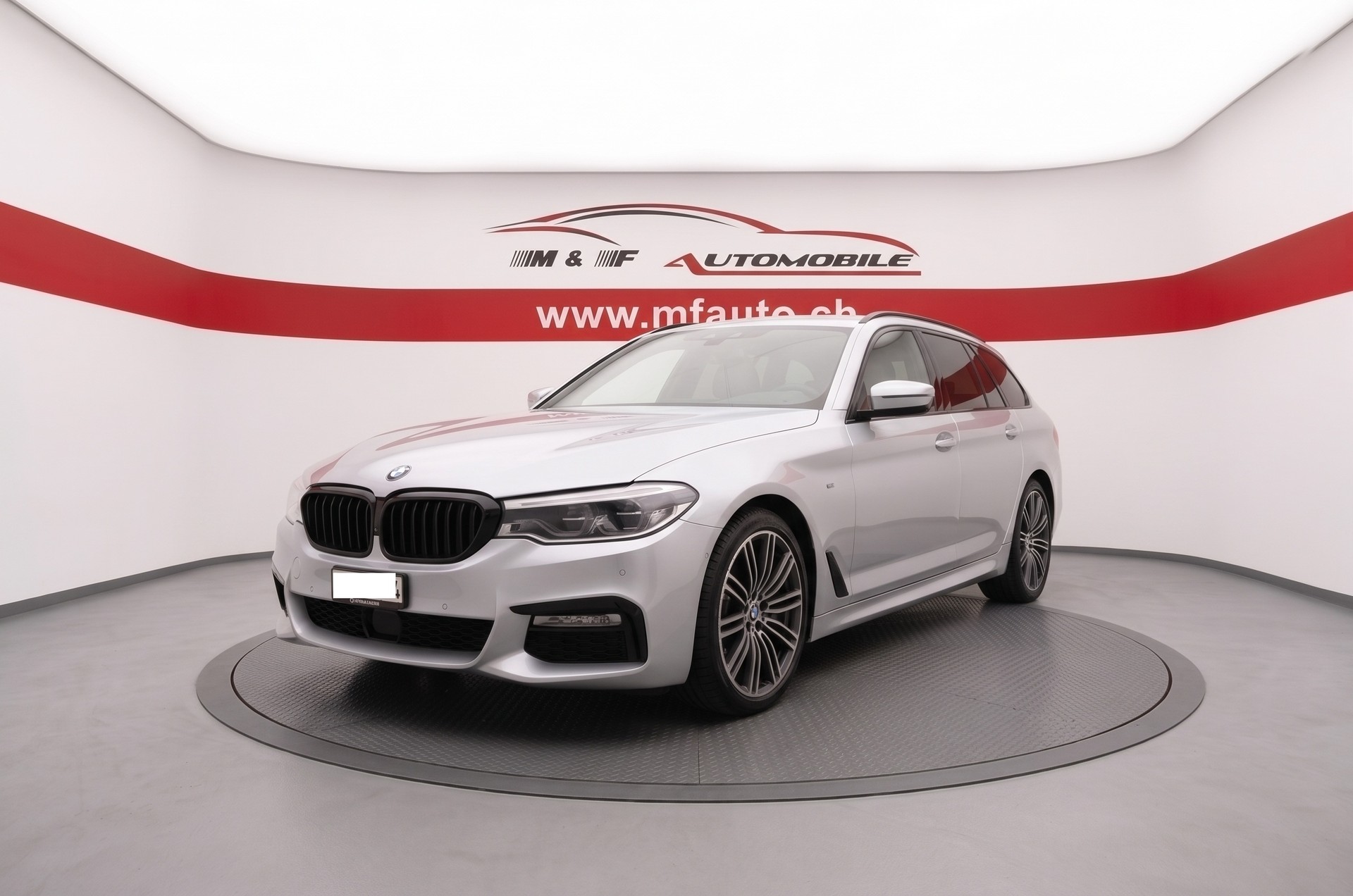 BMW 540i xDrive SAG Touring CH FAHRZEUG