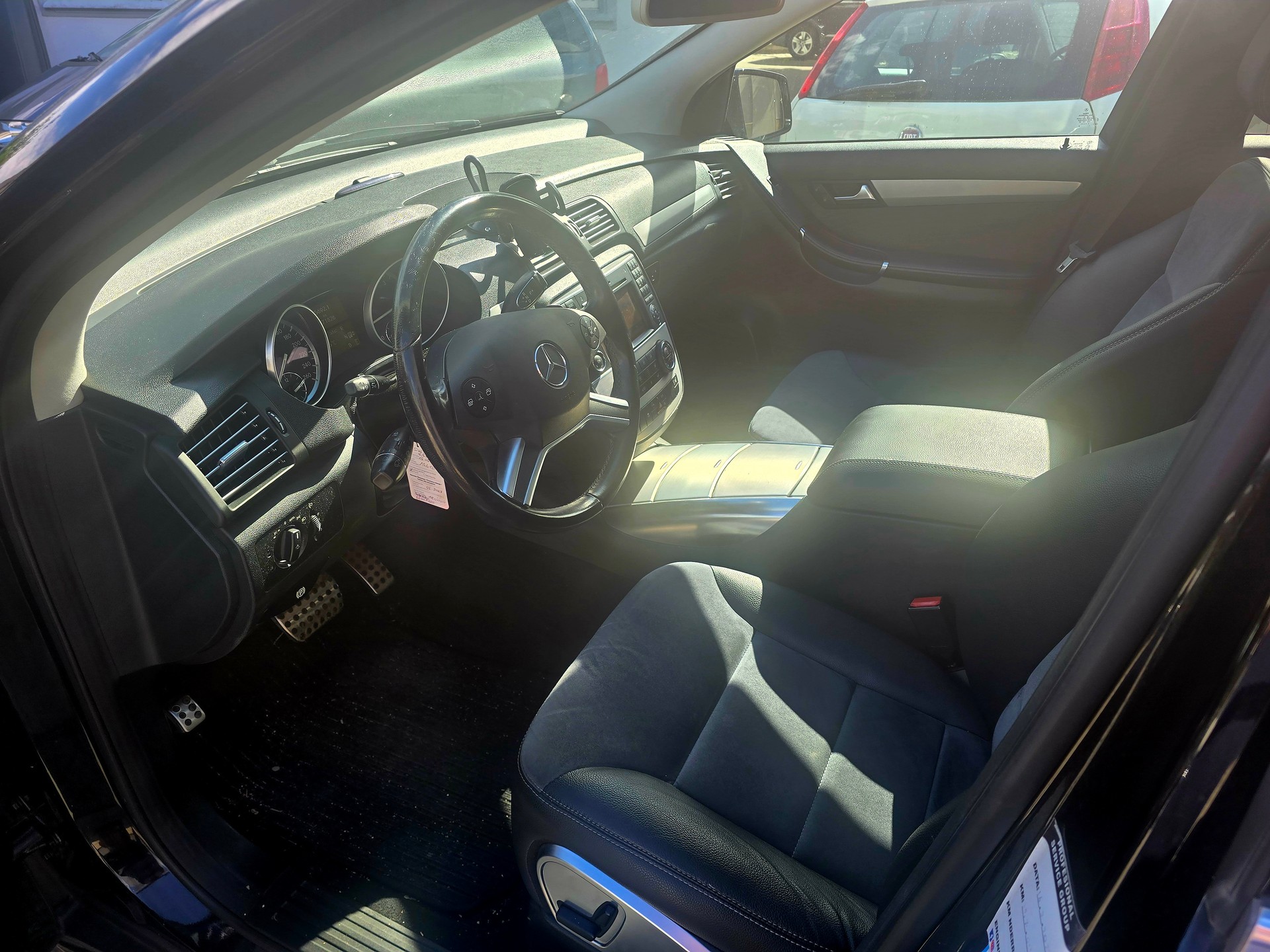 MERCEDES-BENZ R 300 V6 CDI BlueEF-image-2