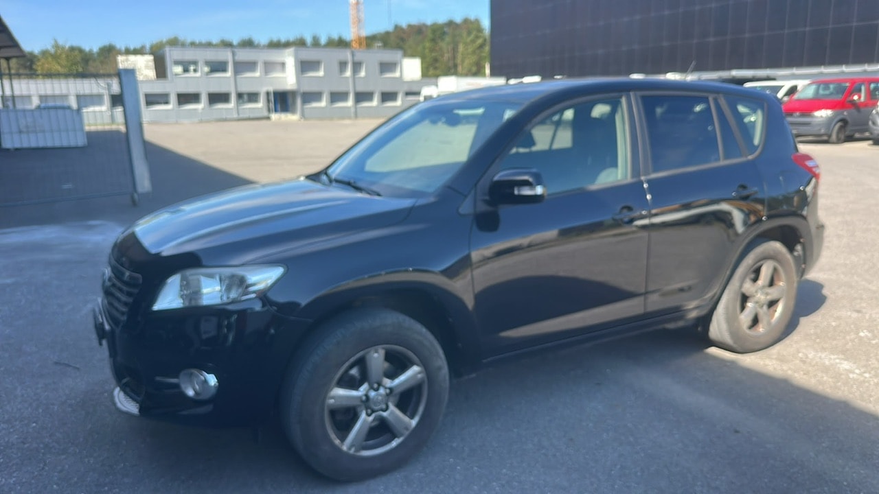 TOYOTA RAV-4 2.0 16V Linea Terra-image-1
