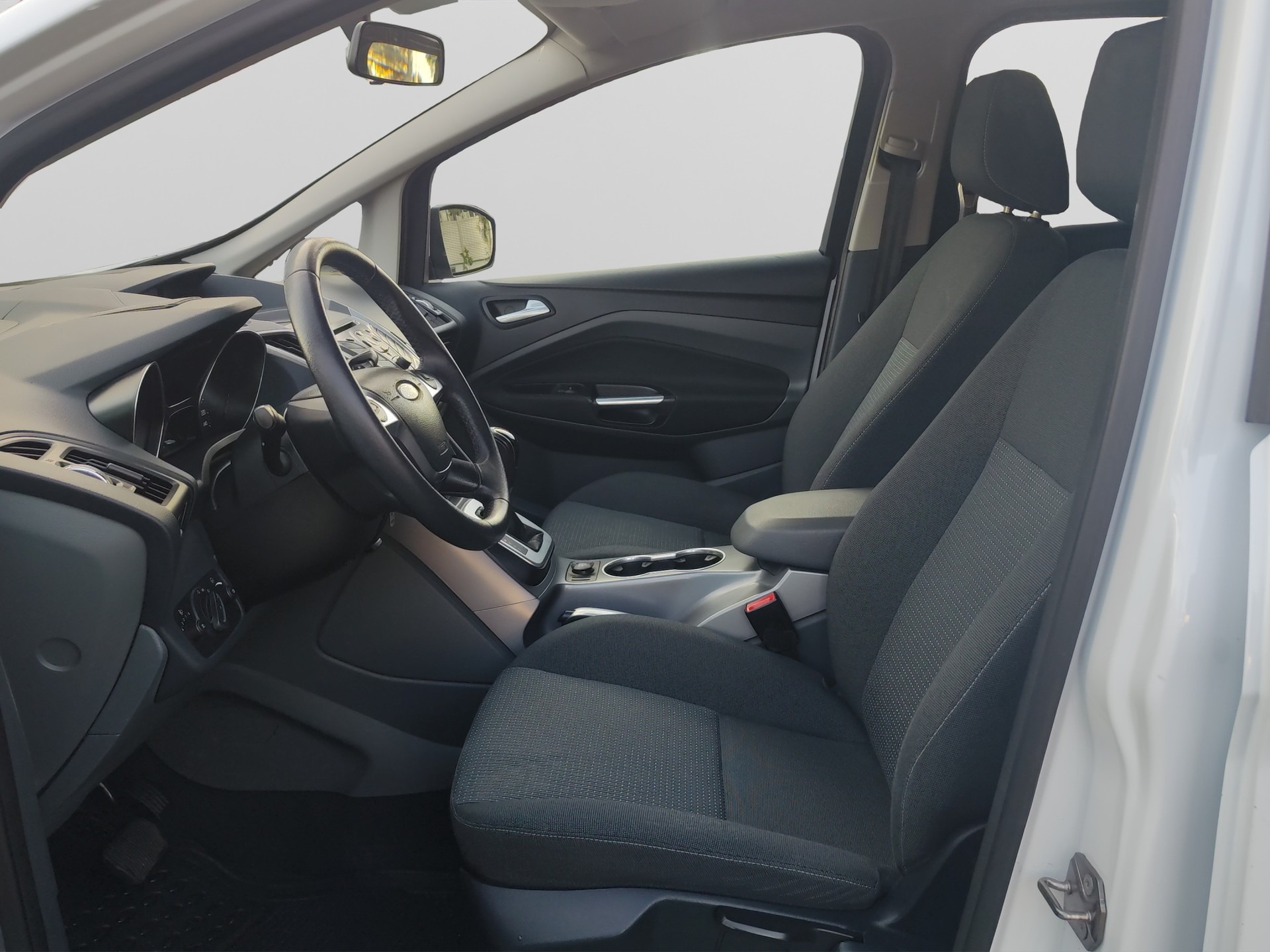 FORD Grand C-Max 2.0 TDCi Titanium PowerShift-image-14
