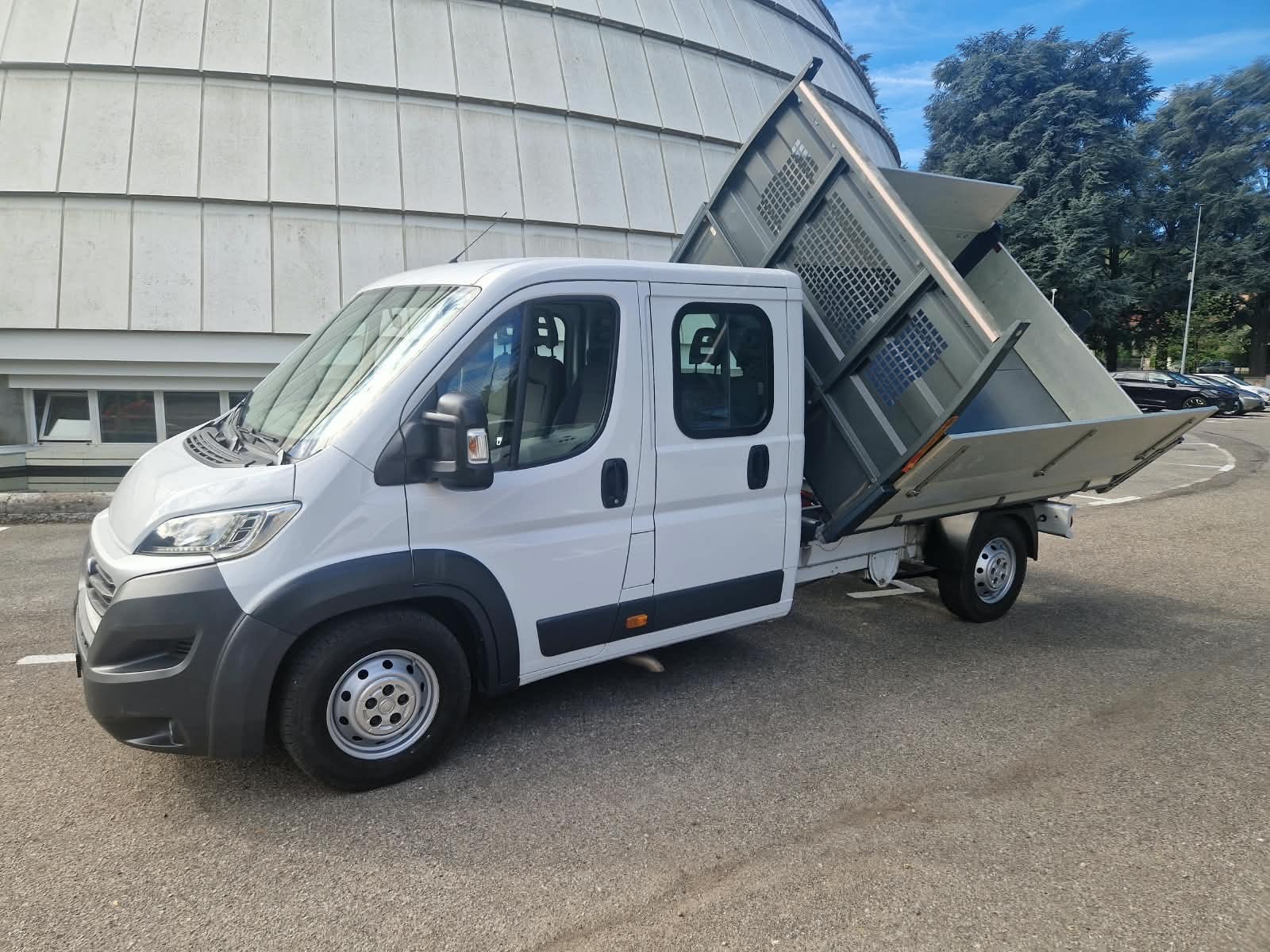 FIAT Ducato 17Q 2.3 MJ - Doppia Cabina - Ponte Ribaltabile 3 Lati - Gancio di Traino KG. 3000 - Aria Condizionata.-image-1