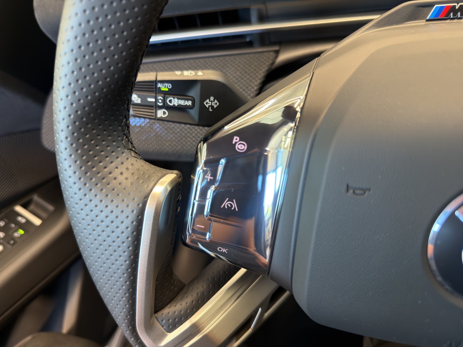 BMW iX3 50 xDrive M Sport Pro-image-18