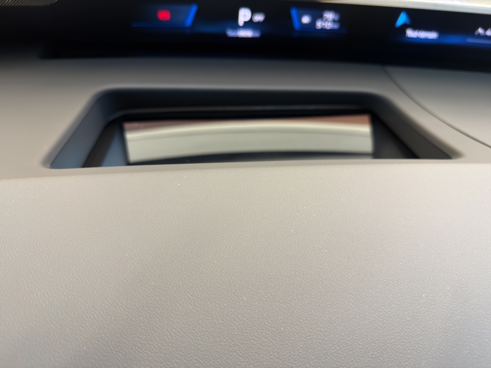BMW iX3 50 xDrive M Sport Pro-image-17
