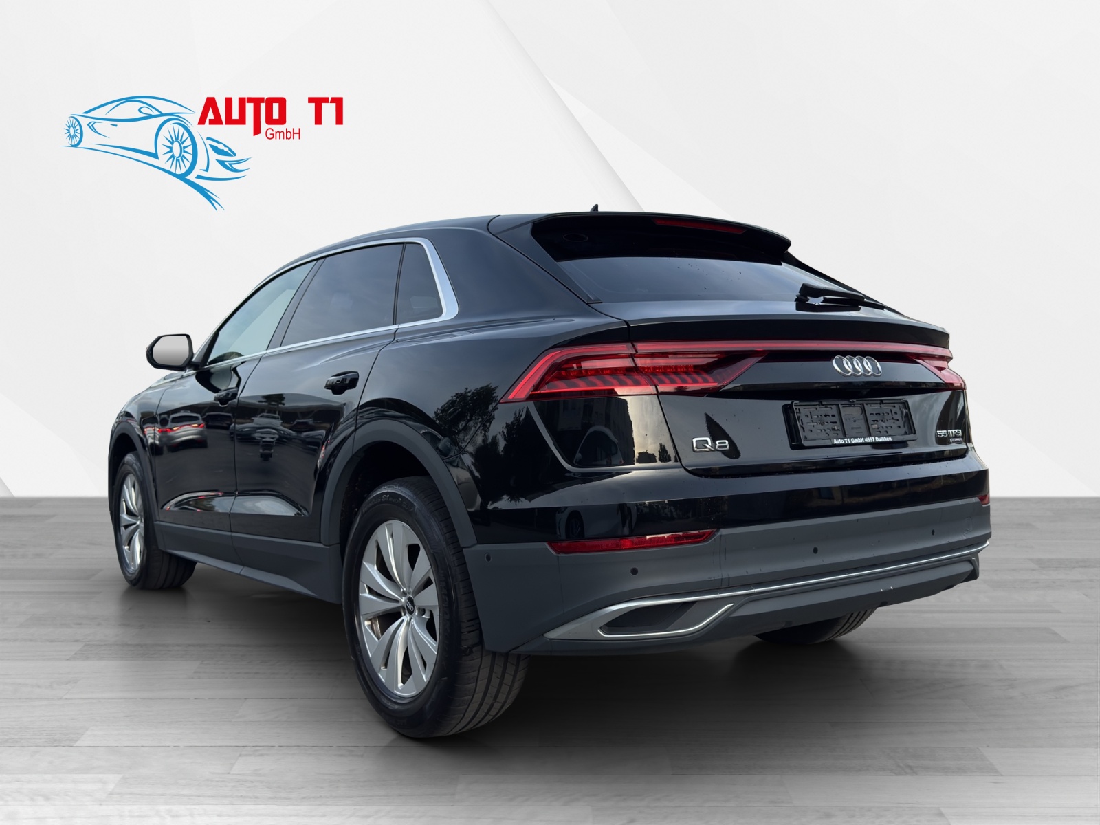 AUDI Q8 55 TFSI quattro tiptronic-image-4