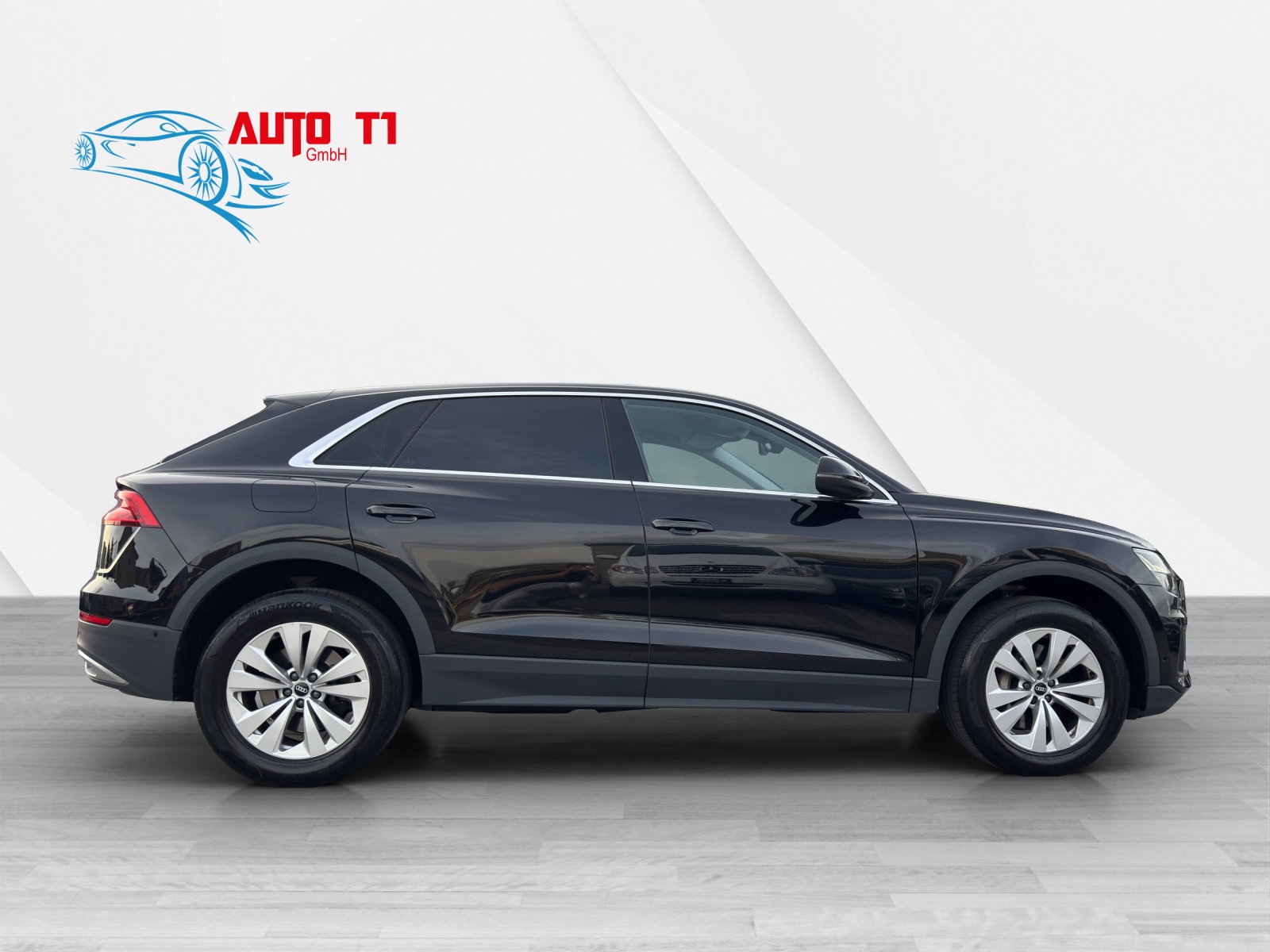 AUDI Q8 55 TFSI quattro tiptronic-image-6