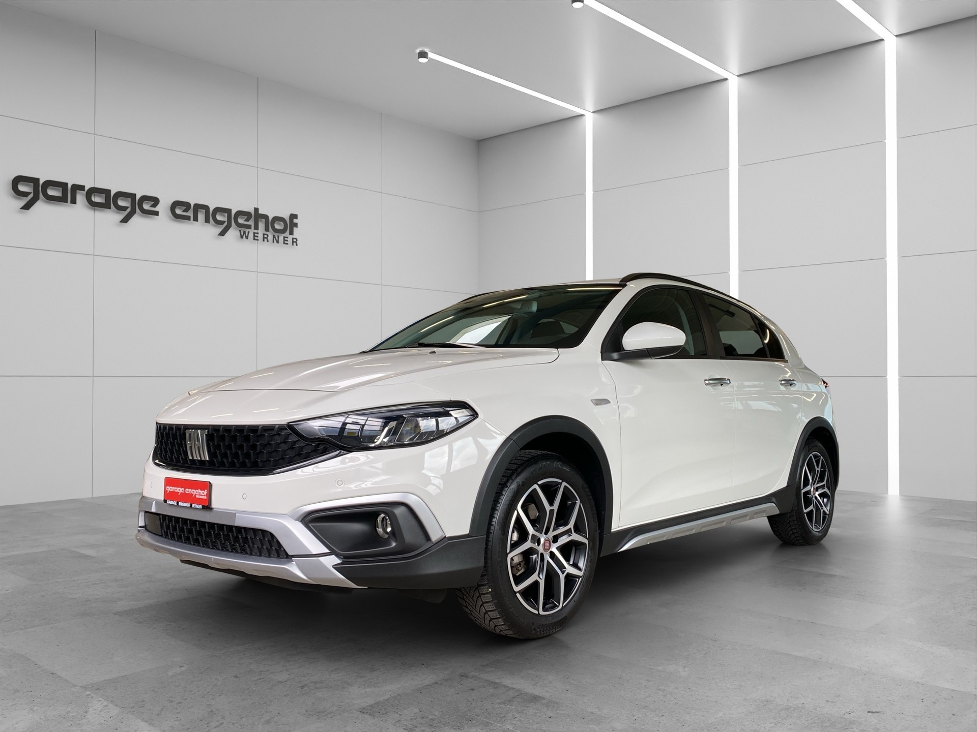 FIAT Tipo Hybrid 1.5 Swiss Edition Cross-image-0