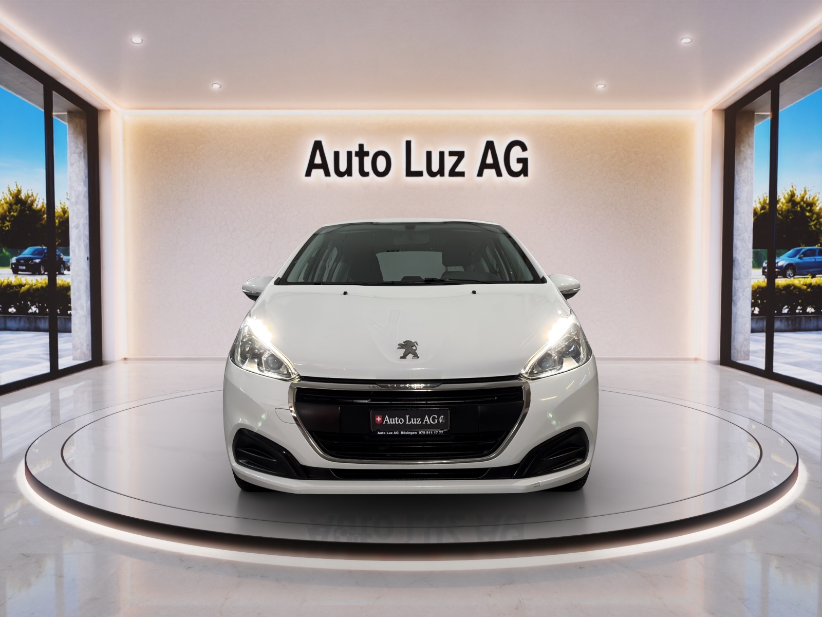 PEUGEOT 208 1.2 PureTech Signature-image-1