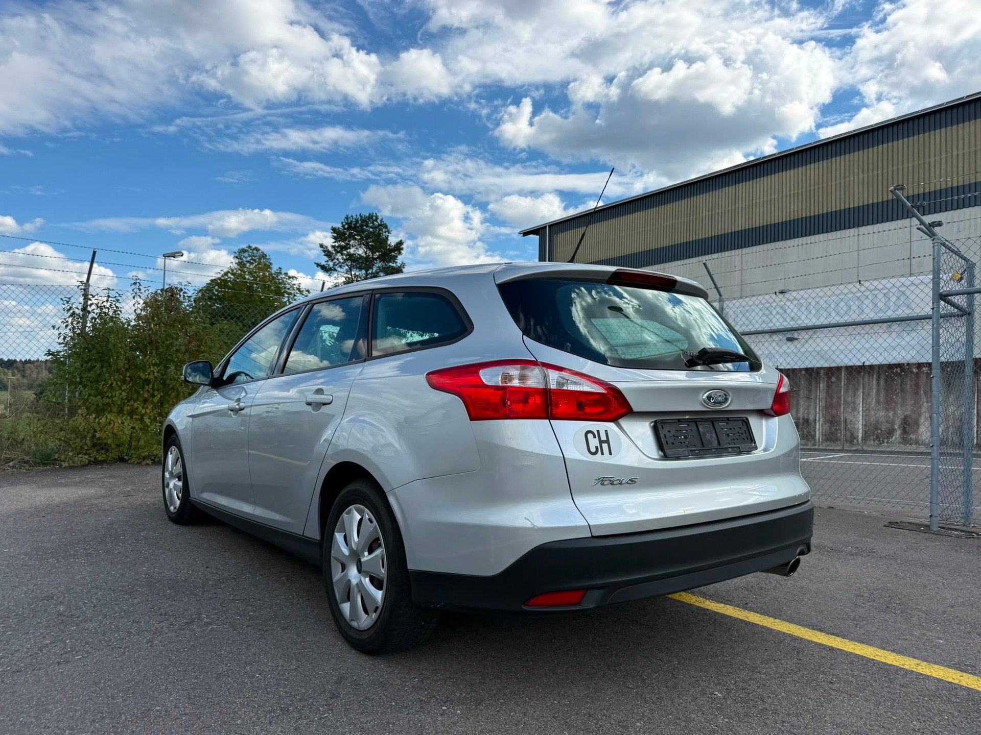 FORD Focus 2.0 TDCi Trend PowerShift-image-4