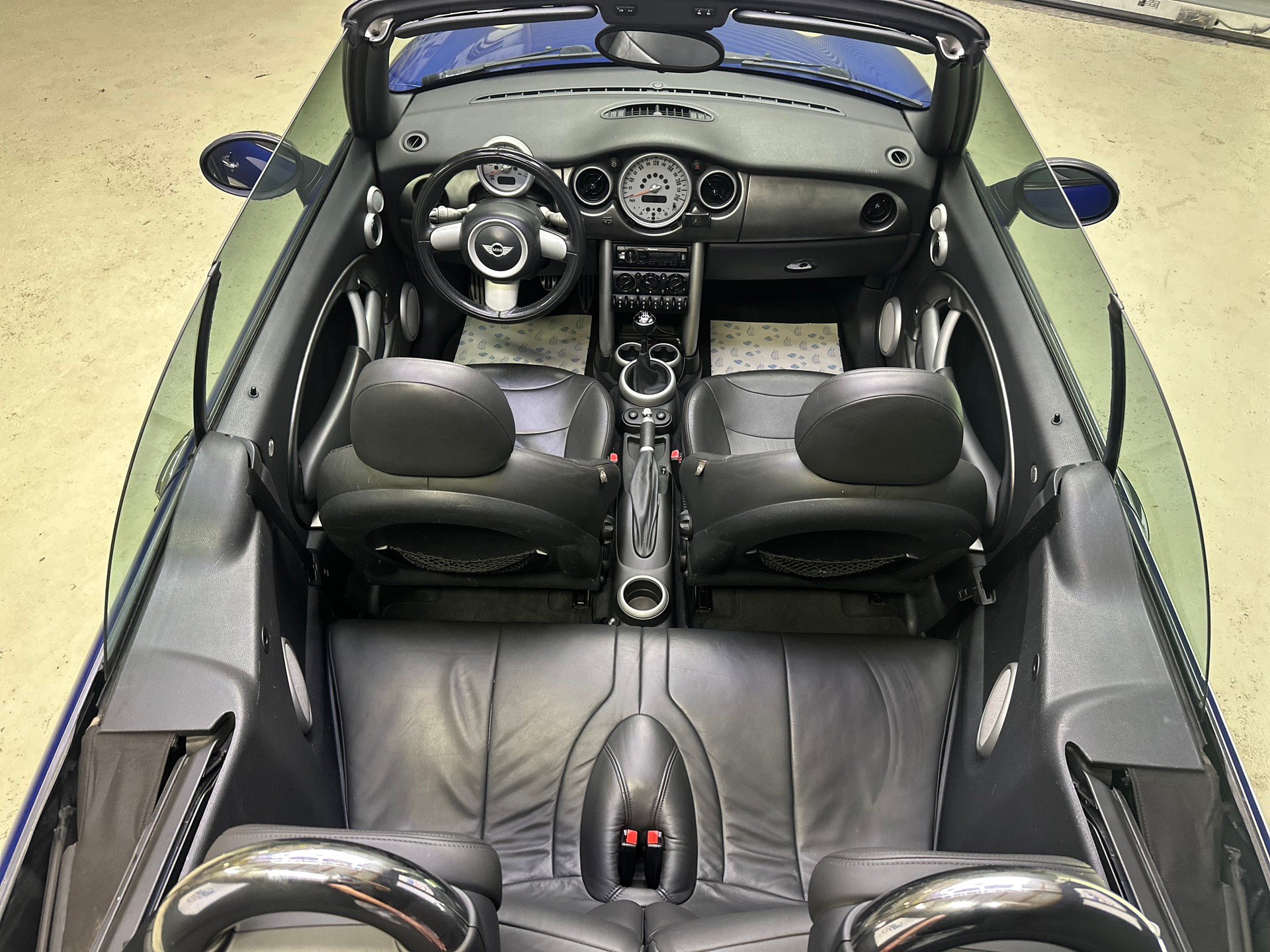 MINI Cooper S Cabriolet-image-14