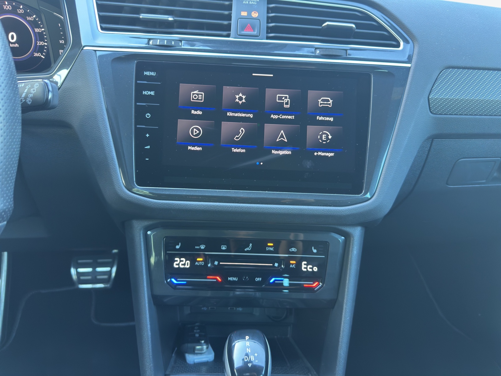 VW Tiguan 1.4TSI PHEV Selection DSG-image-10