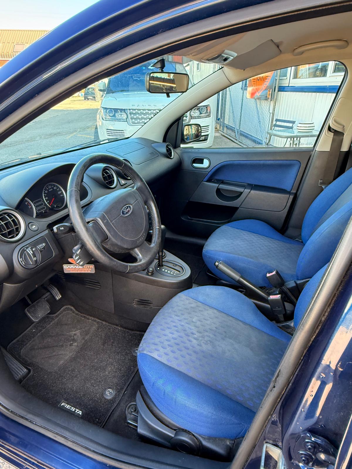 FORD Fiesta 1.6 16V Trend-image-6