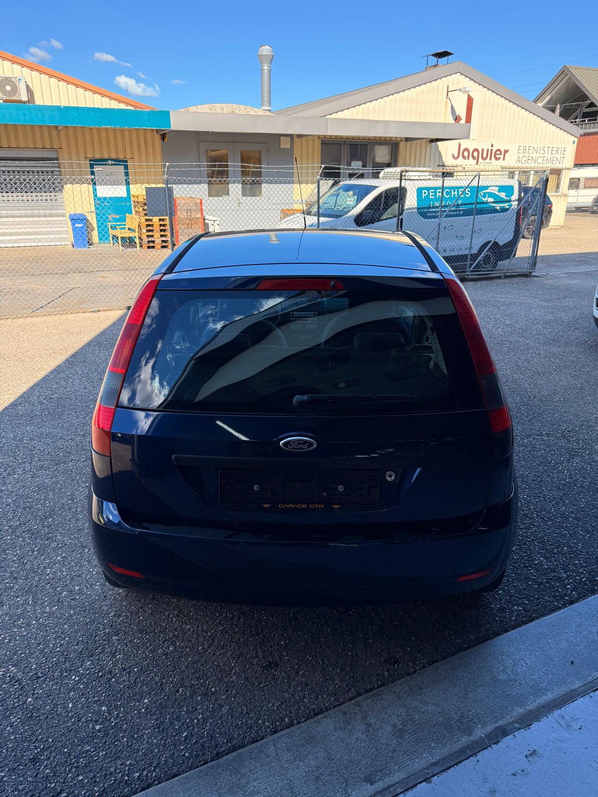 FORD Fiesta 1.6 16V Trend-image-3
