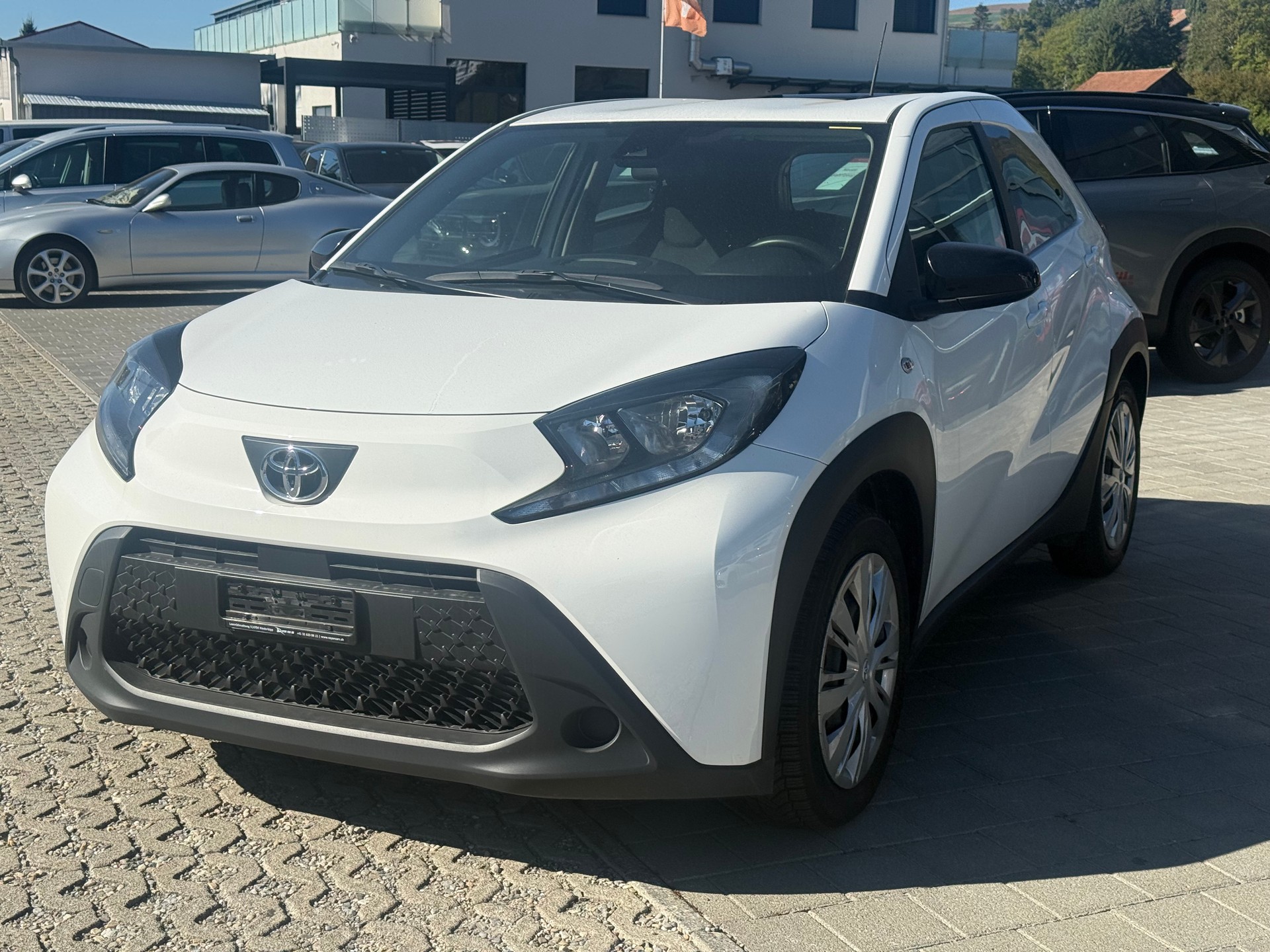 TOYOTA Aygo X 1.0 VVT-i Comfort-image-0