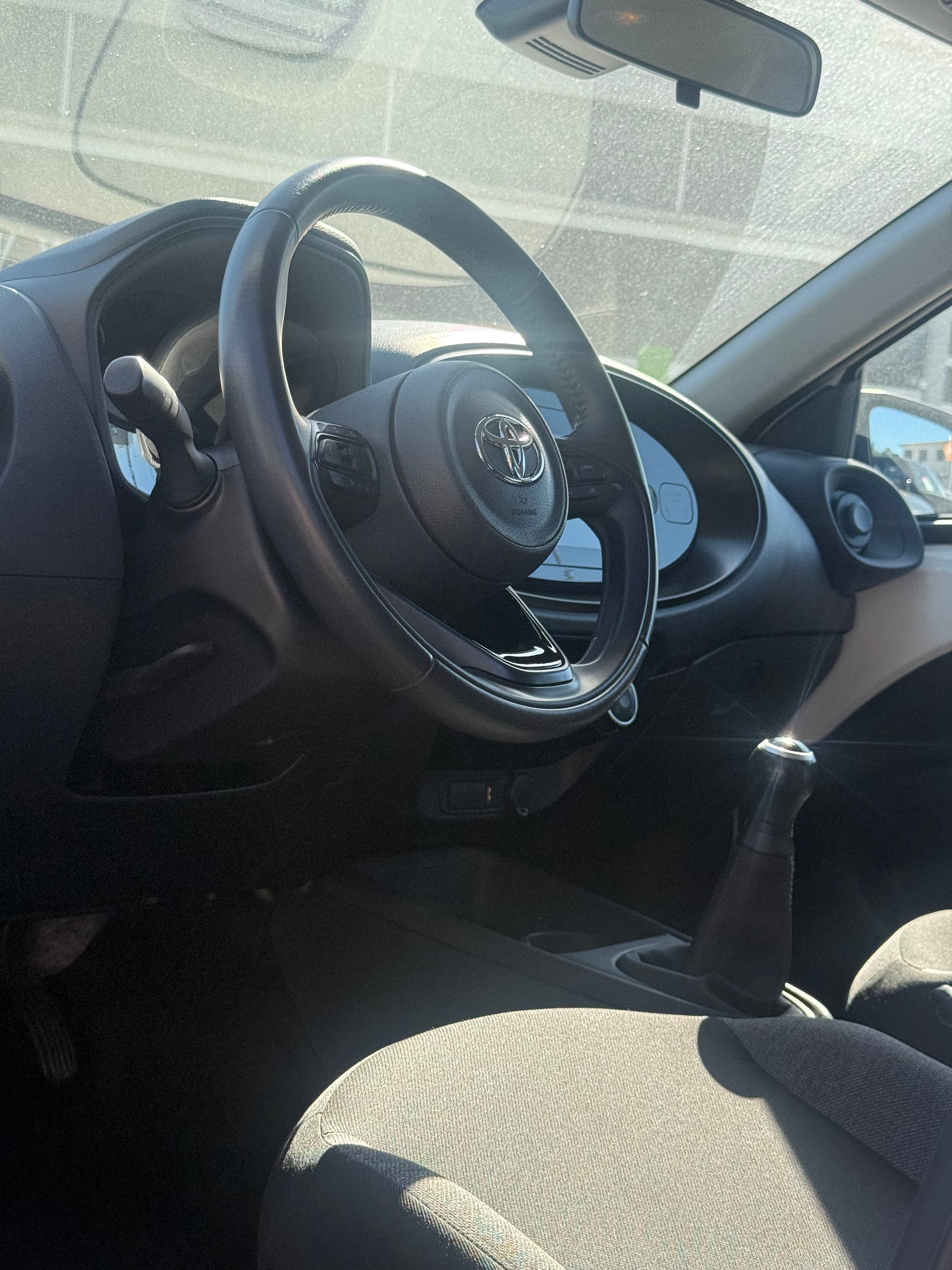 TOYOTA Aygo X 1.0 VVT-i Comfort-image-22