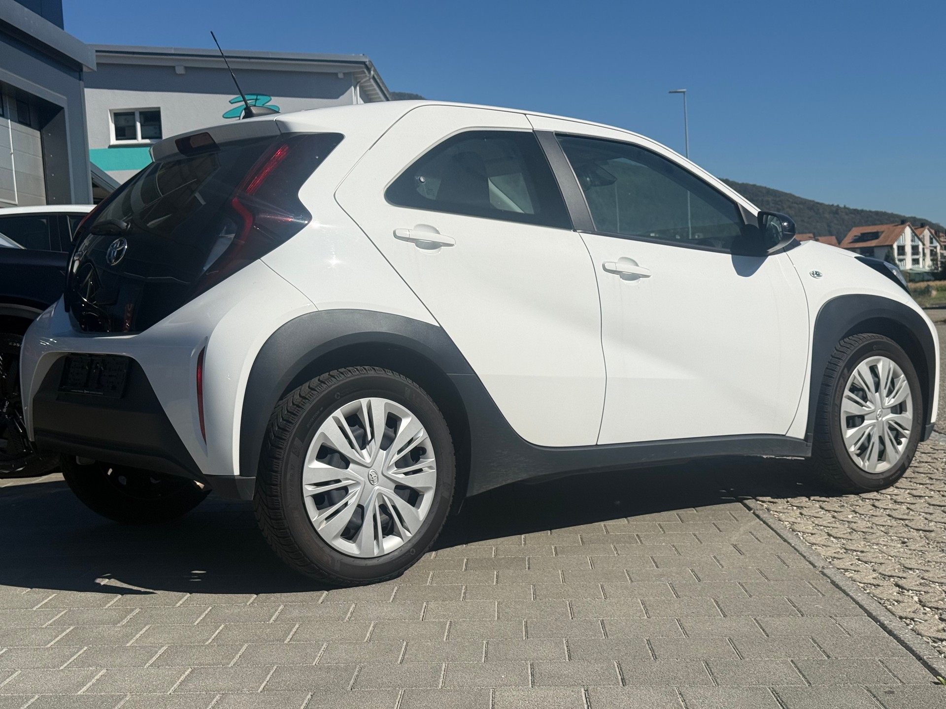 TOYOTA Aygo X 1.0 VVT-i Comfort-image-9
