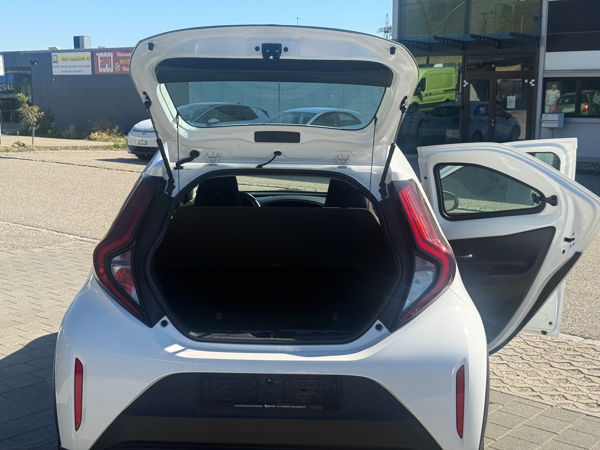TOYOTA Aygo X 1.0 VVT-i Comfort-image-16