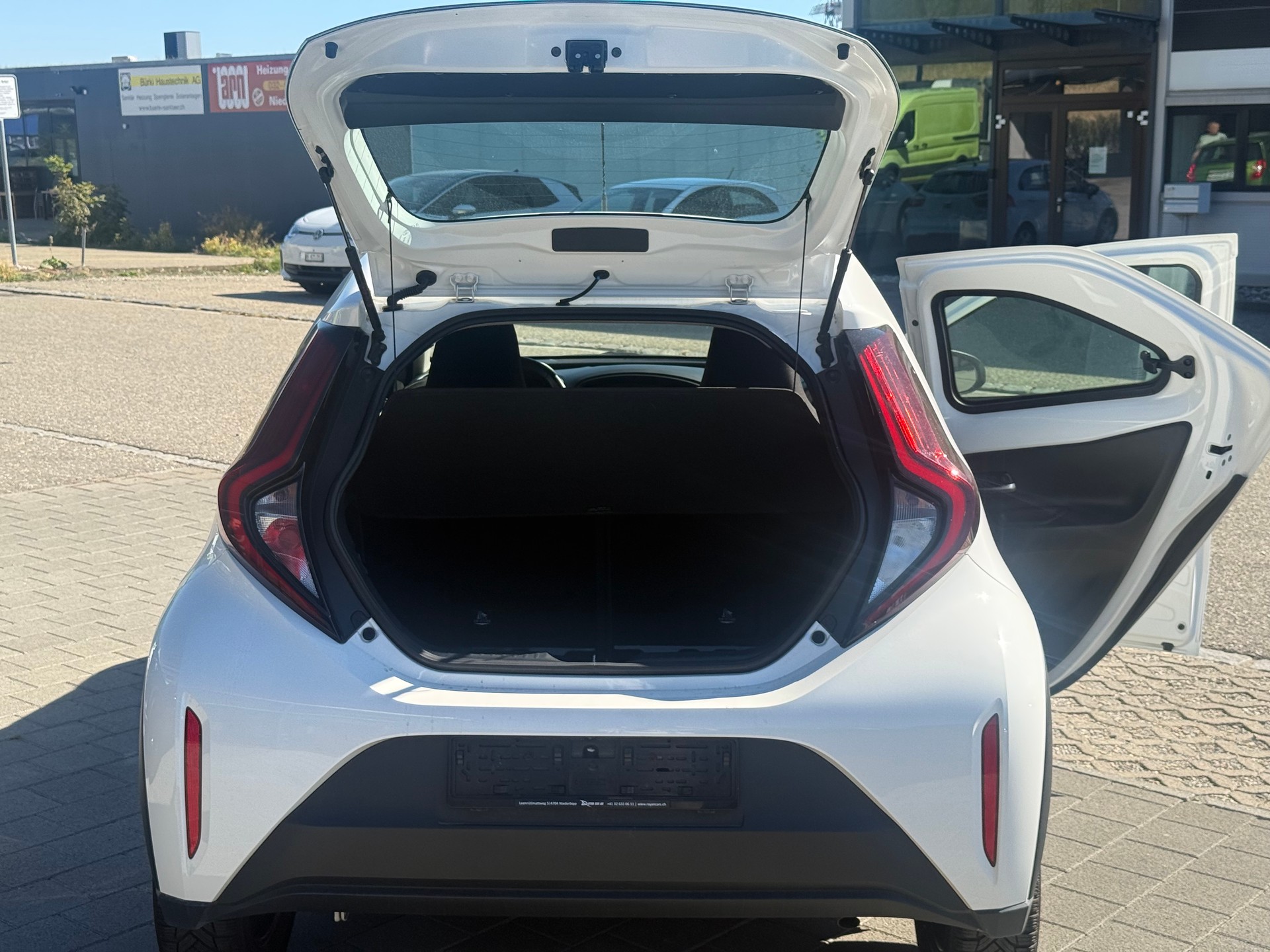 TOYOTA Aygo X 1.0 VVT-i Comfort-image-17